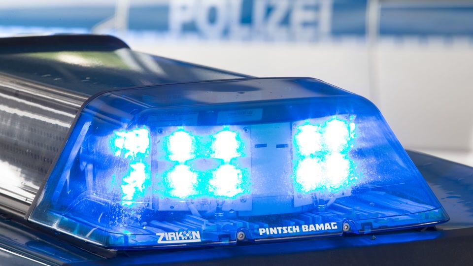 Radfahrerin auf A61 entgegen der Fahrtrichtung unterwegs