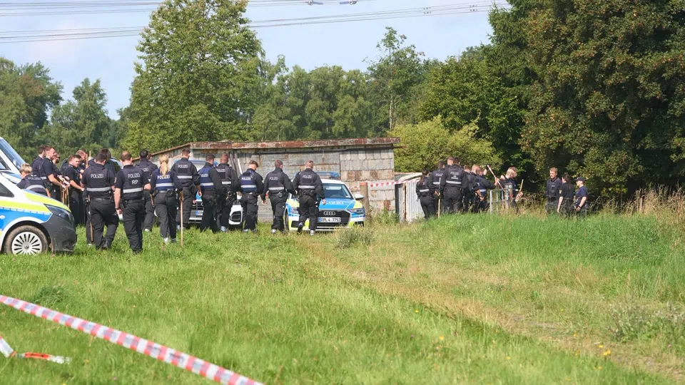 Monatelang gesuchter Dreifach-Mörder starb wohl in Betonrohr