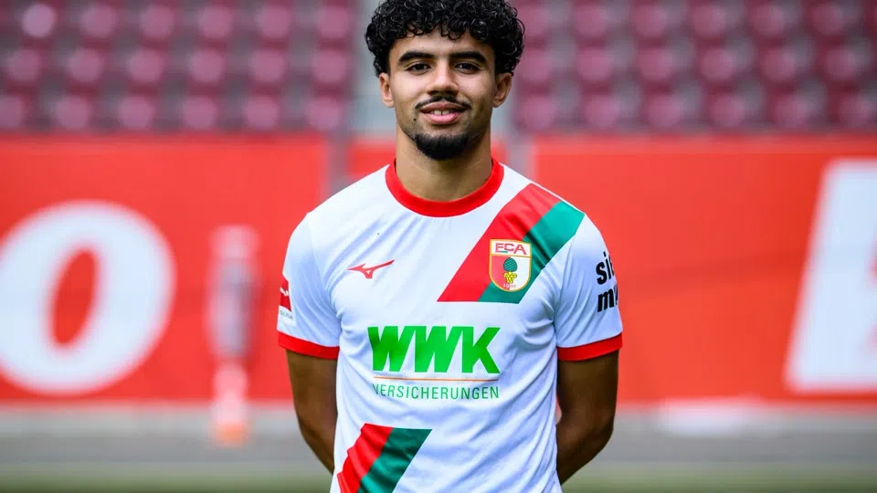 FC Augsburg bindet Offensiv-Talent bis 2029