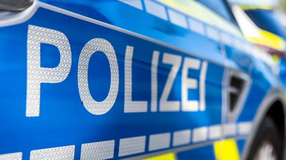 Motorradfahrer bei Frontalzusammenstoß schwerstverletzt