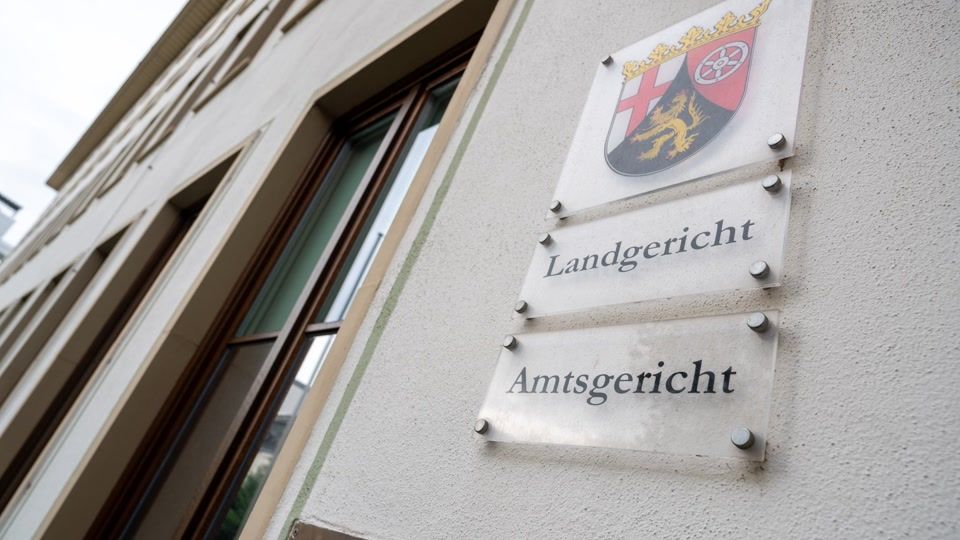 Mord aus Habgier? Prozess in Trier beginnt Mord aus Habgier? Prozess in Trier beginnt