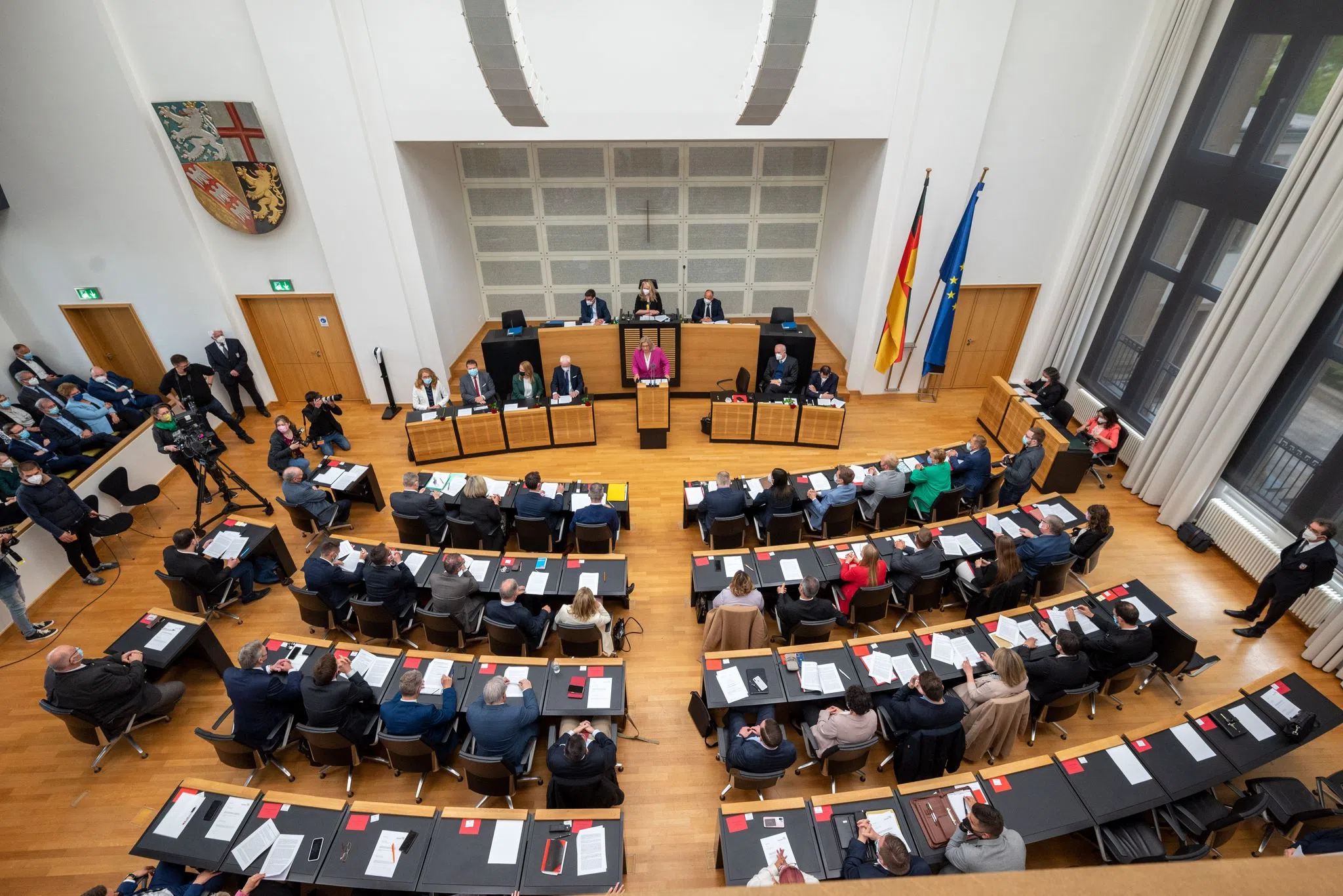 Saarland will Verfassung gegen Feinde der Demokratie stärken