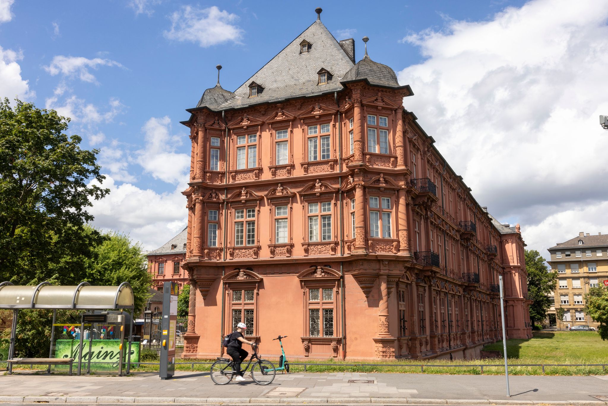 Auszeichnung für Mainzer Schloss – Erinnerung an Demokratie