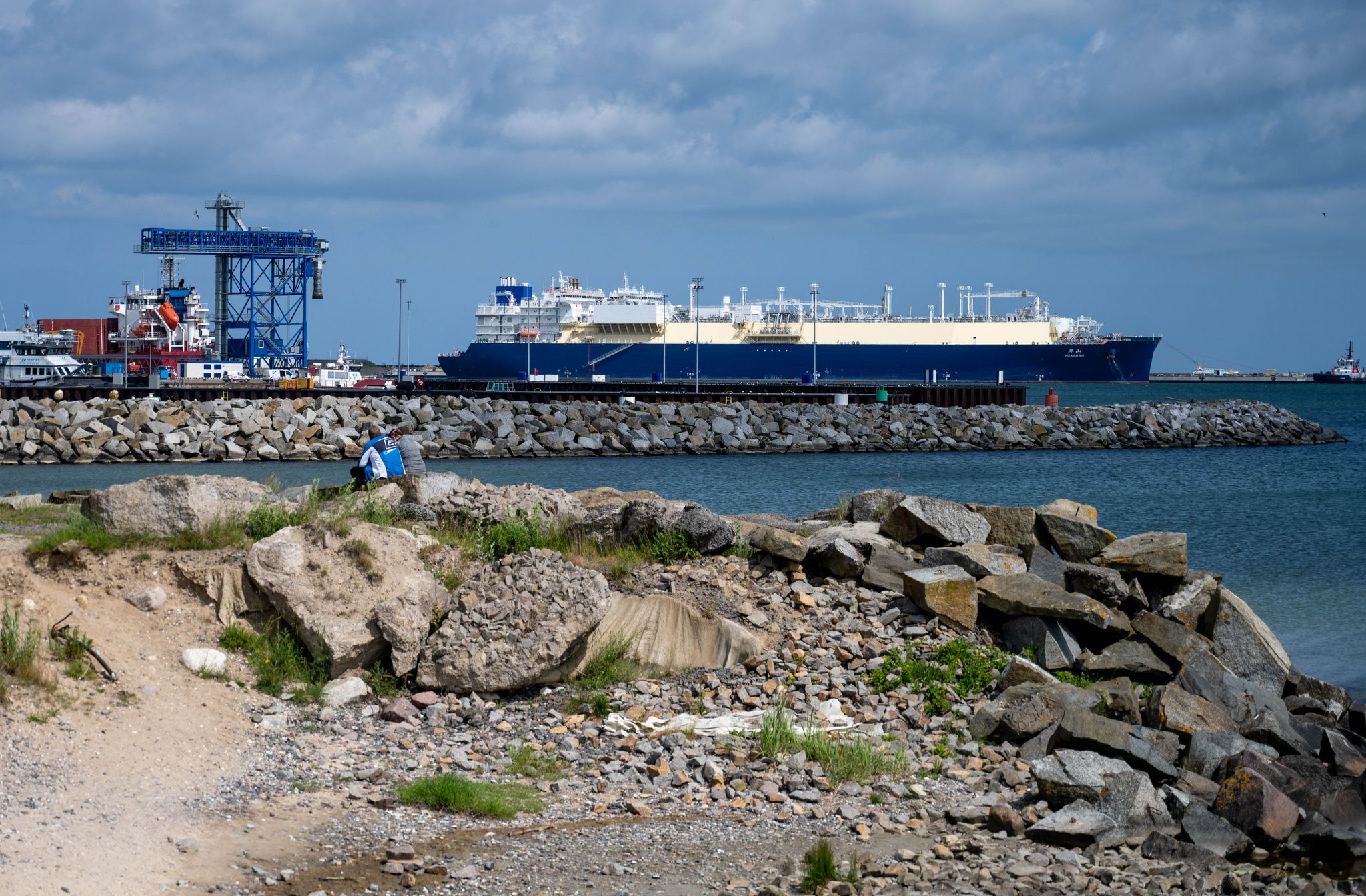 BASF und Equinor sichern sich LNG-Kapazitäten in Mukran