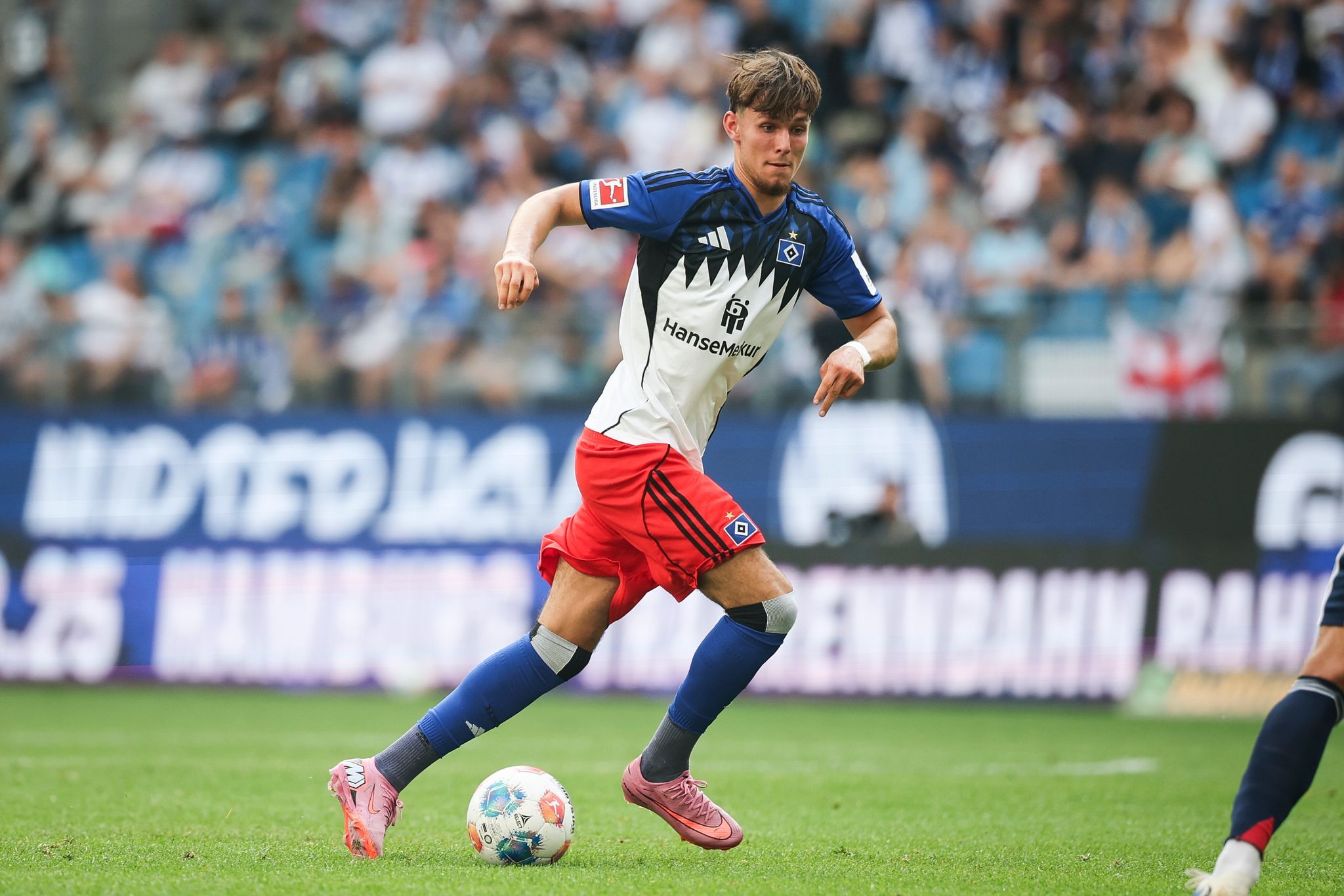 Elversberg leiht HSV-Stürmer Stange aus