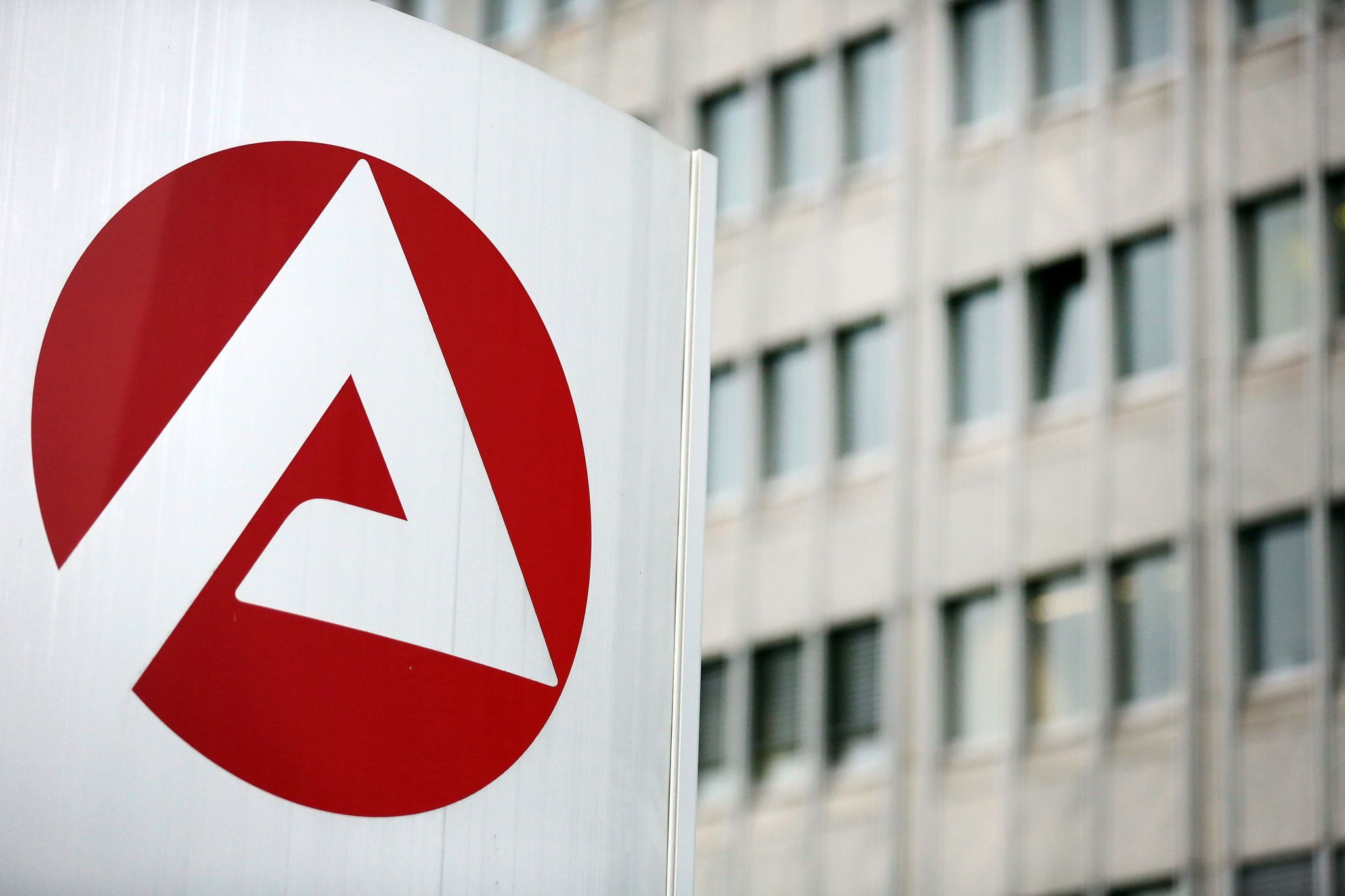 Weniger Arbeitslose im Saarland