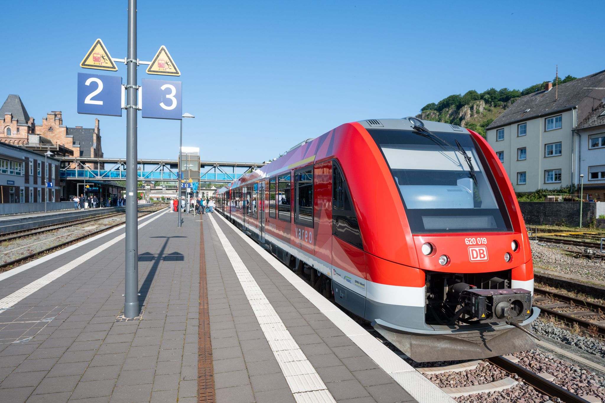 Polizei: Angriff auf Bahninfrastruktur – Kabel beschädigt