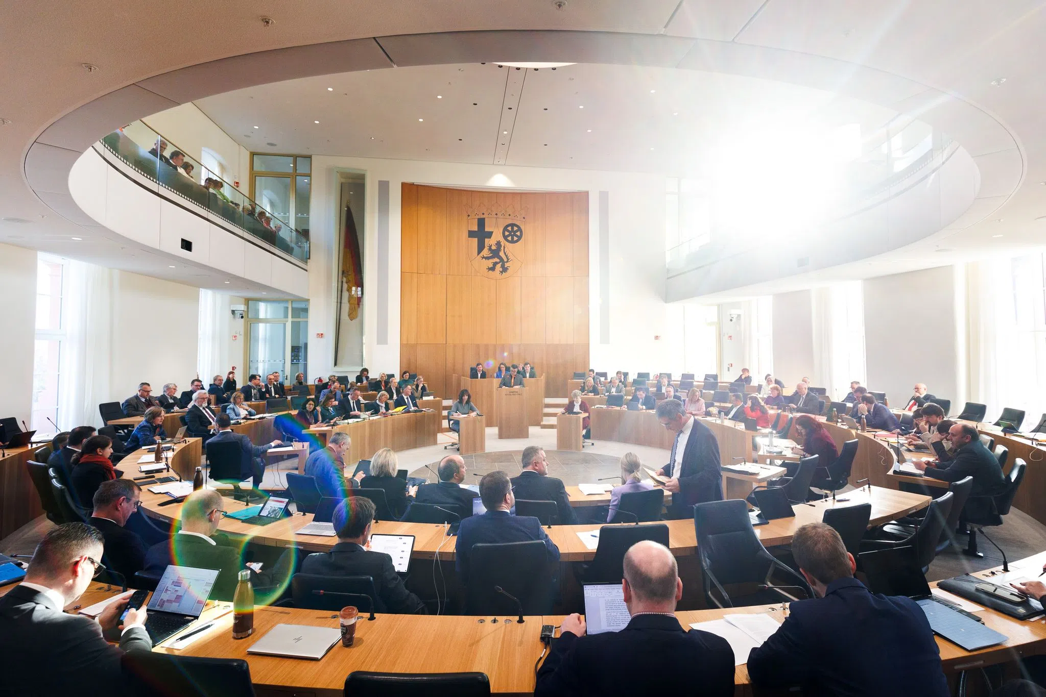 Sorgen und Hoffen nach starken AfD-Werten in Umfrage