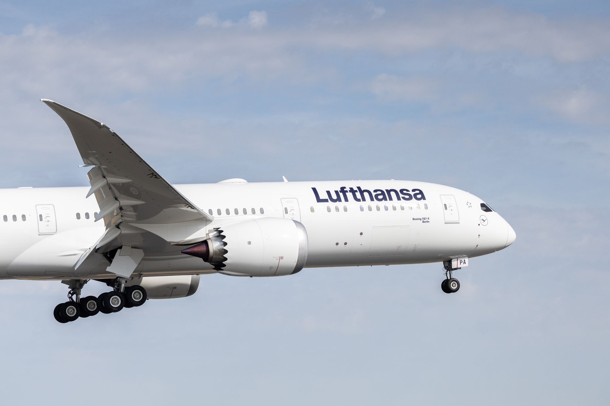 Lufthansa tauft Hoffnungsträgerin mit Problemen
