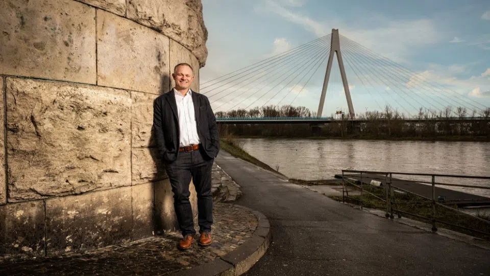 Jan Einig offiziell wiederernannt