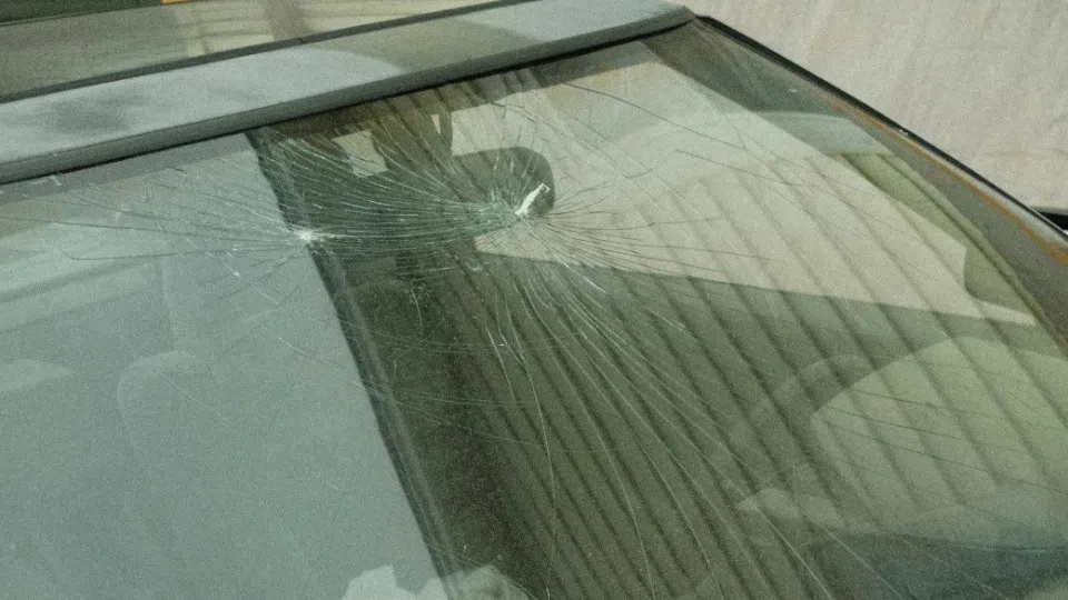 Mehrere Sachbeschädigungen Mehrere Sachbeschädigungen