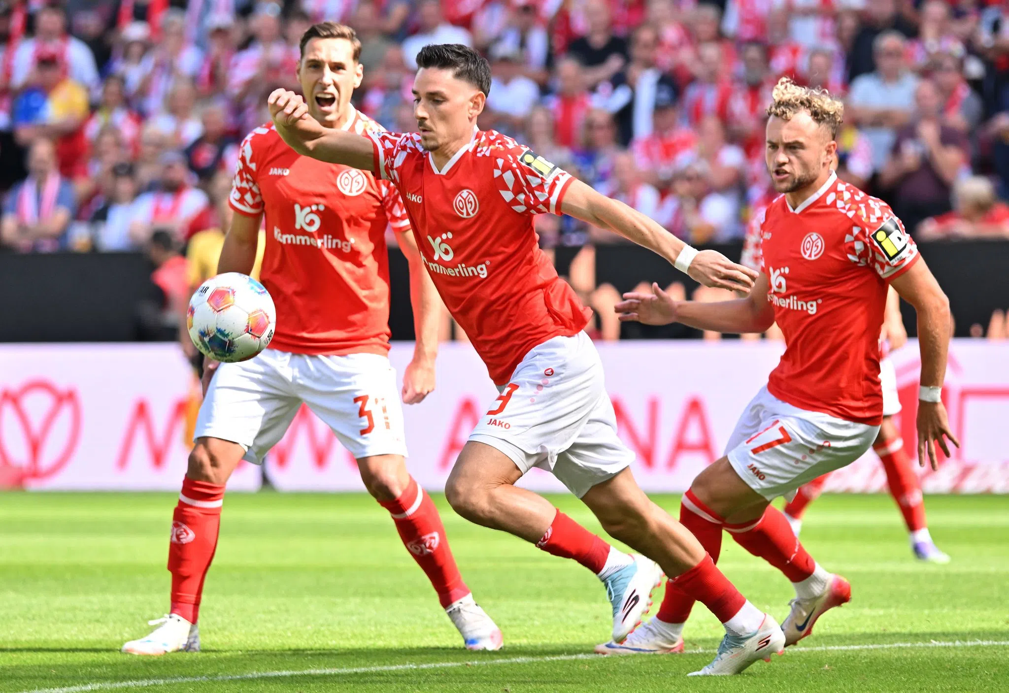 Mainz verlängert vor Pokalmatch gegen Stuttgart mit Caci