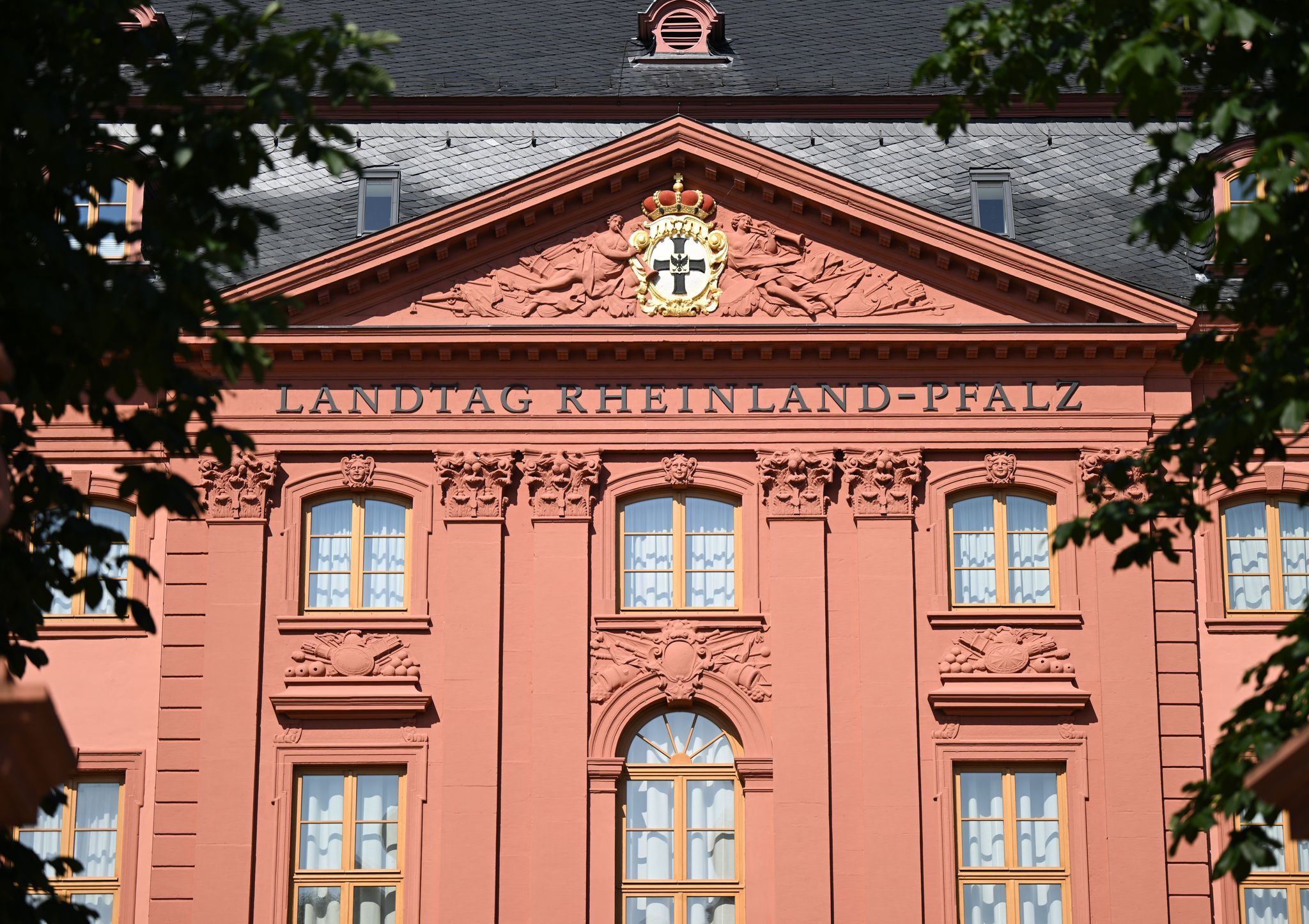 Wärmedämmung und Videoüberwachung sind Themen im Landtag
