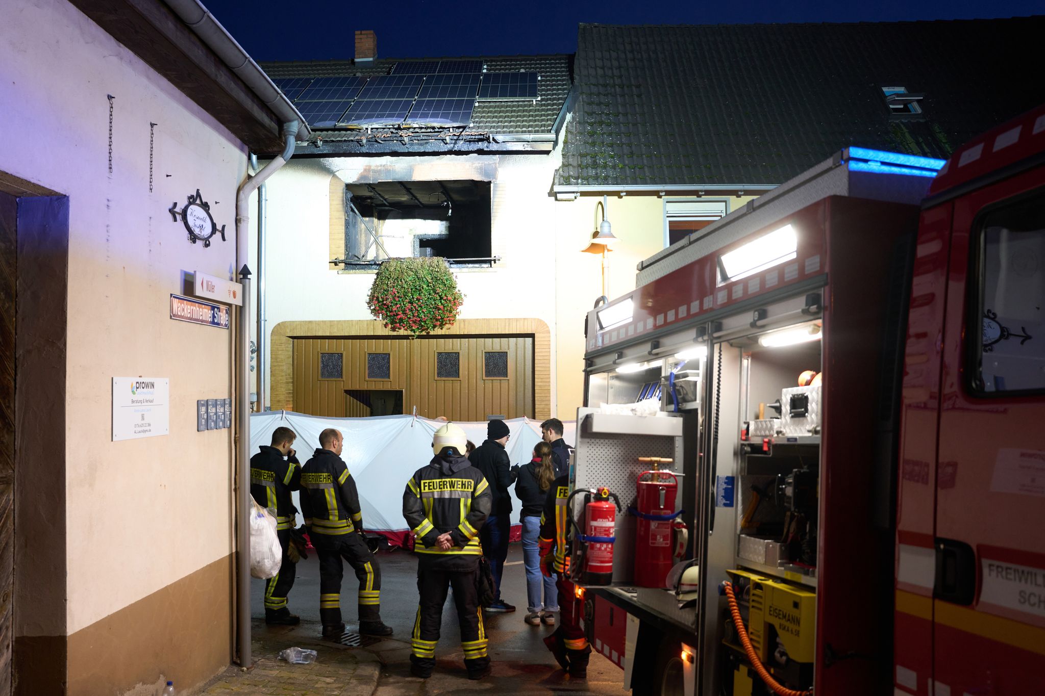 Ehepaar stirbt bei Feuer in seinem Haus