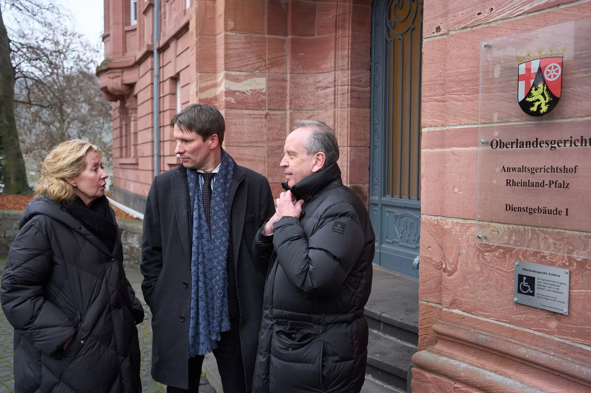 Ahrtal: Hinterbliebene reichen Klageerzwingungsverfahren ein Ahrtal: Hinterbliebene reichen Klageerzwingungsverfahren ein