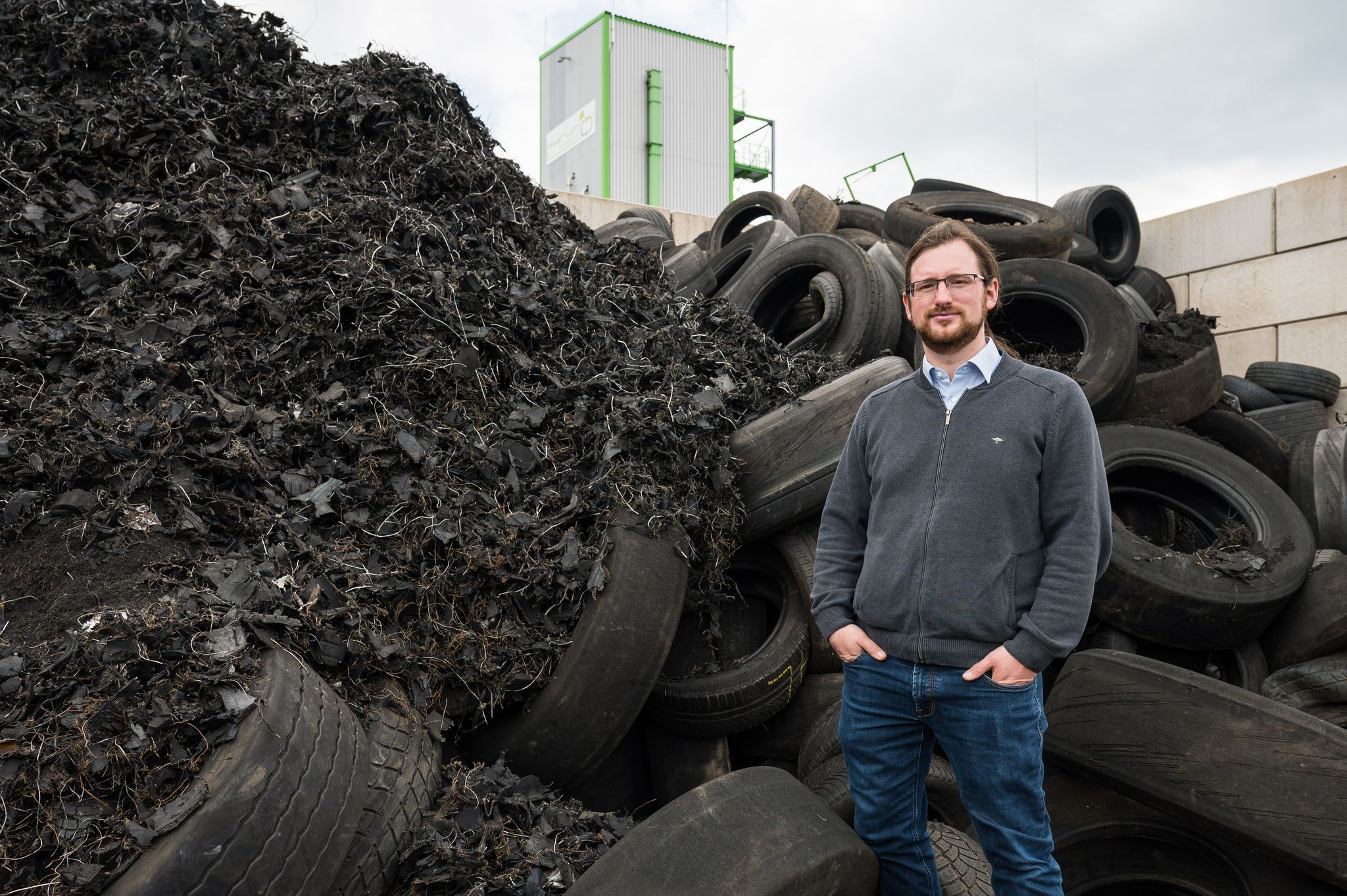 Altreifen-Recycling-Unternehmen baut zweites Werk