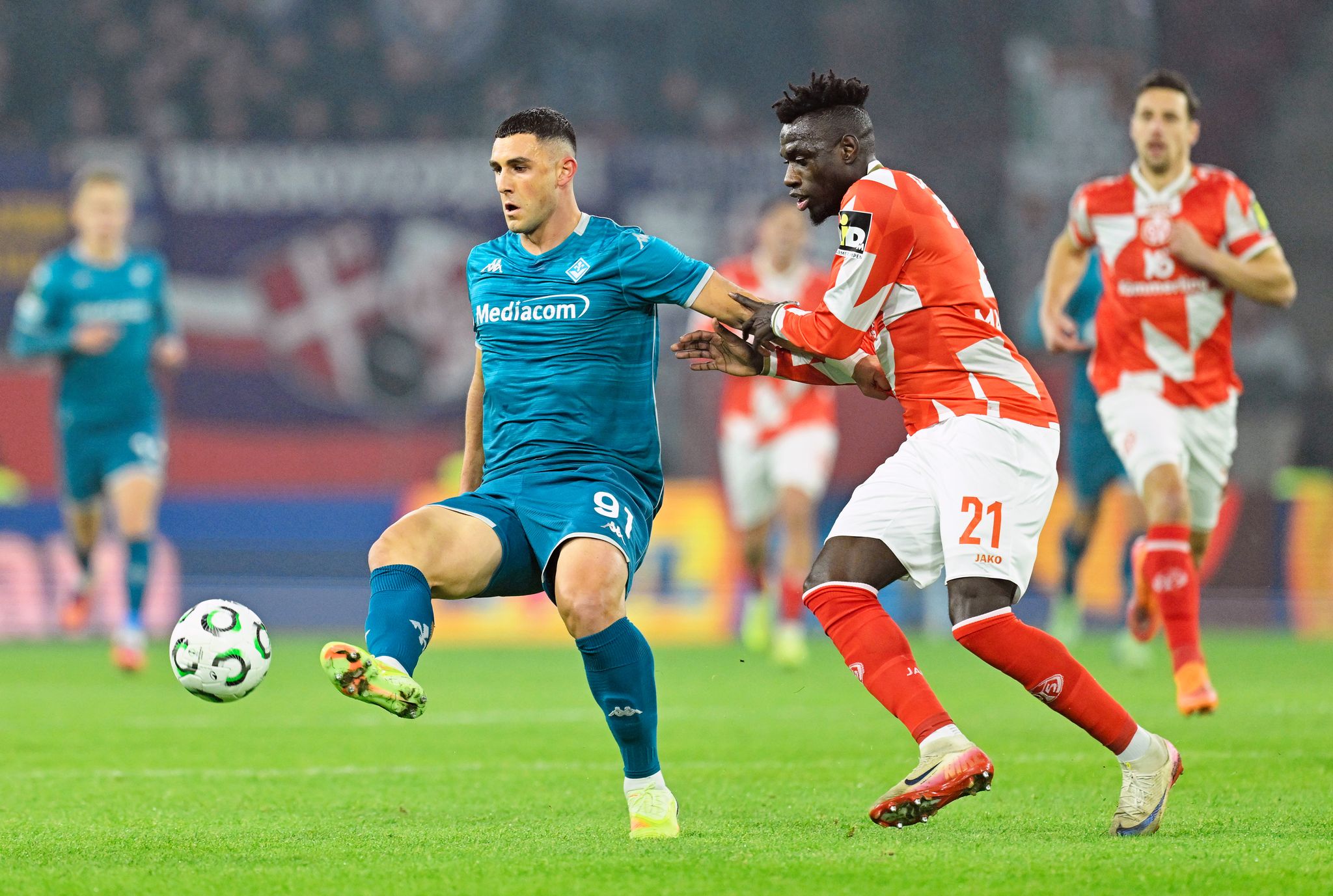 Mainz im Europapokal mit Last-Minute-Sieg gegen Florenz Mainz im Europapokal mit Last-Minute-Sieg gegen Florenz