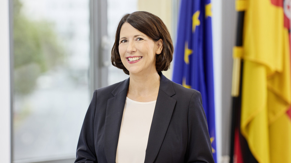 Schmitt: Verkehr zwischen Koblenz-Moselweiß und Koblenz-Lay kann nächste Woche wieder rollen Schmitt: Verkehr zwischen Koblenz-Moselweiß und Koblenz-Lay kann nächste Woche wieder rollen