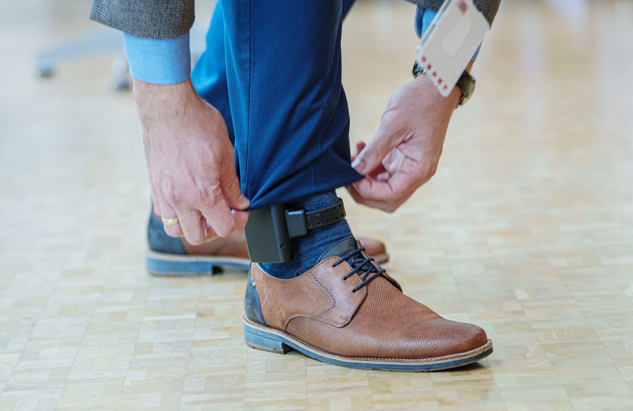 Erste Fußfessel der neuen Generation im Saarland im Einsatz