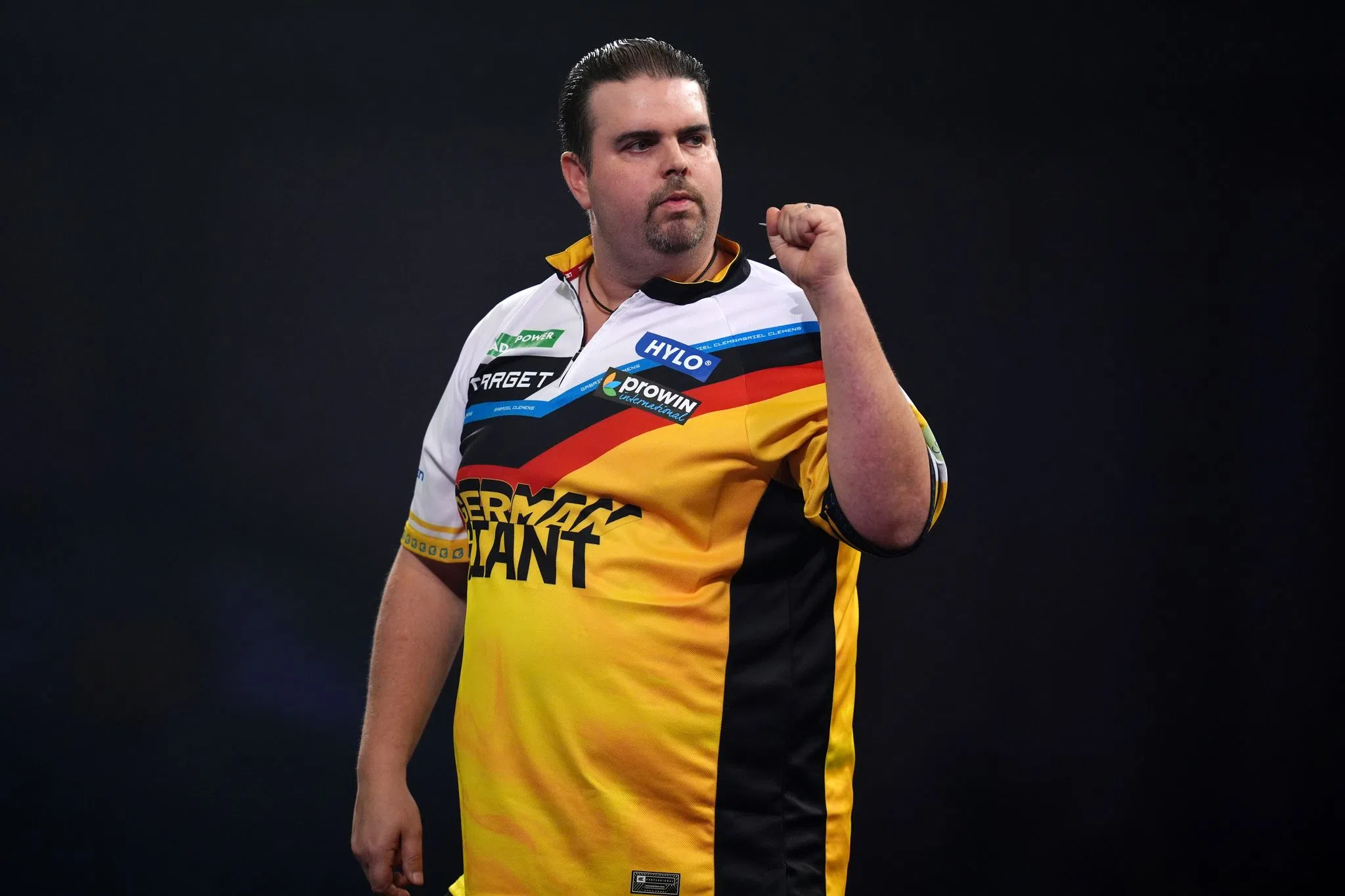 Darts-Profi Clemens schafft Überraschung bei der WM
