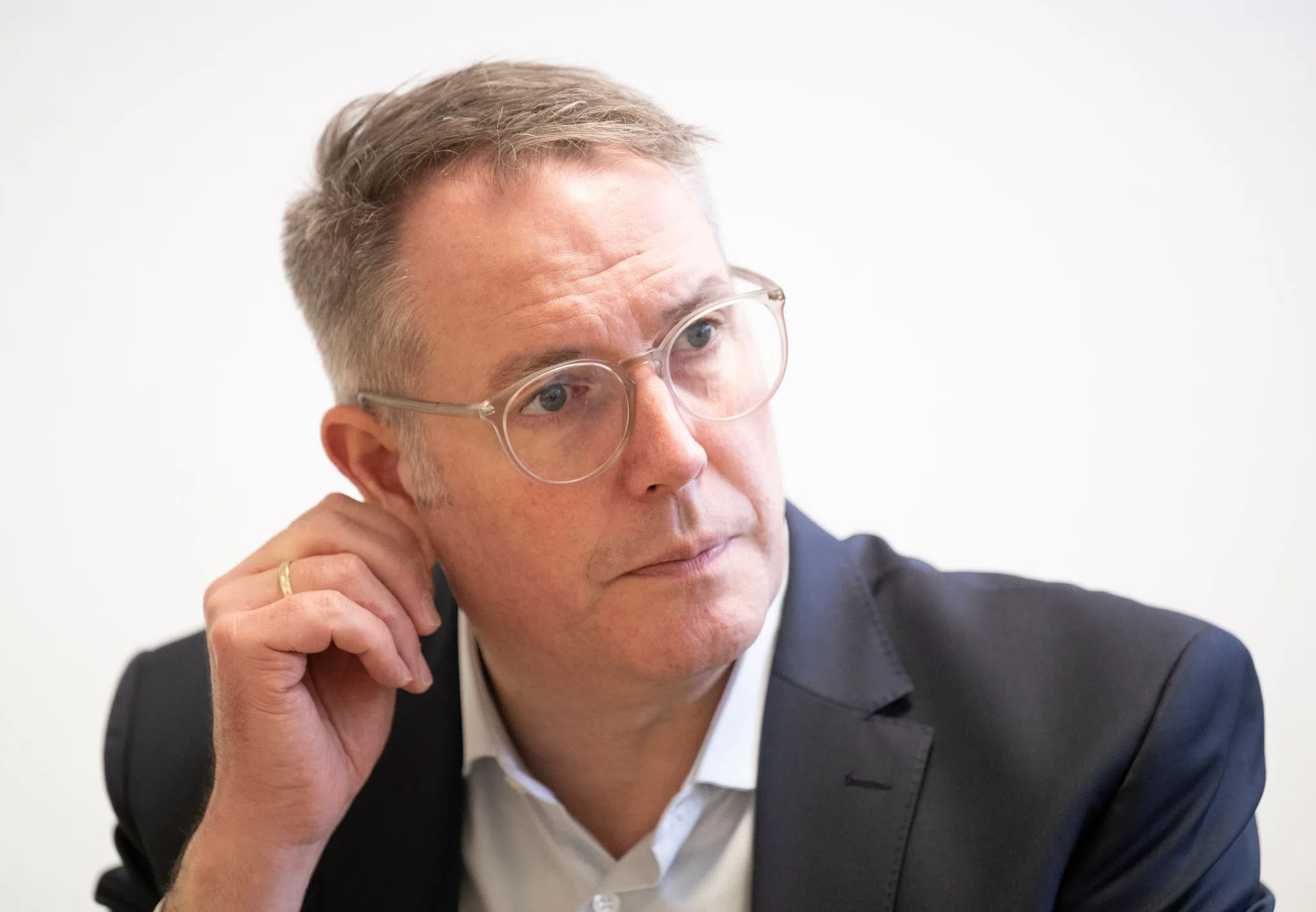 Schweitzer sieht Signal für wirtschaftliche Erholung