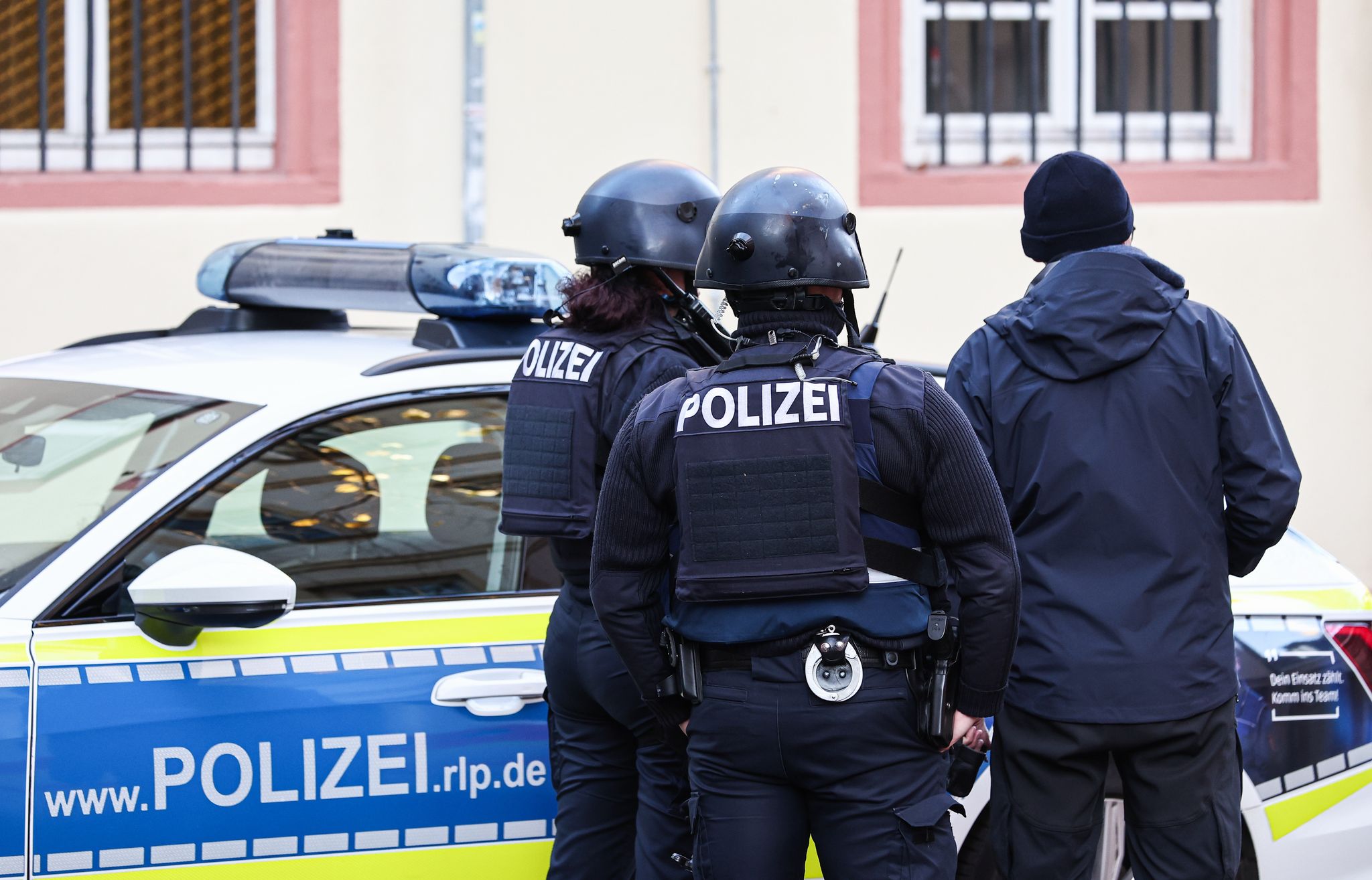 Schnieder will Polizeizulage bei Wahlsieg erhöhen