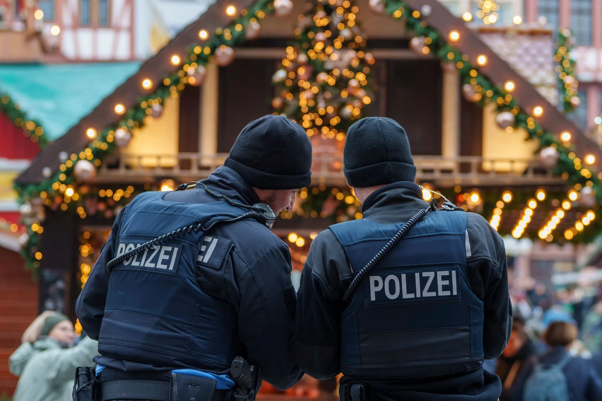 Bewaffnete Soldaten auf Weihnachtsmarkt - Polizei prüft