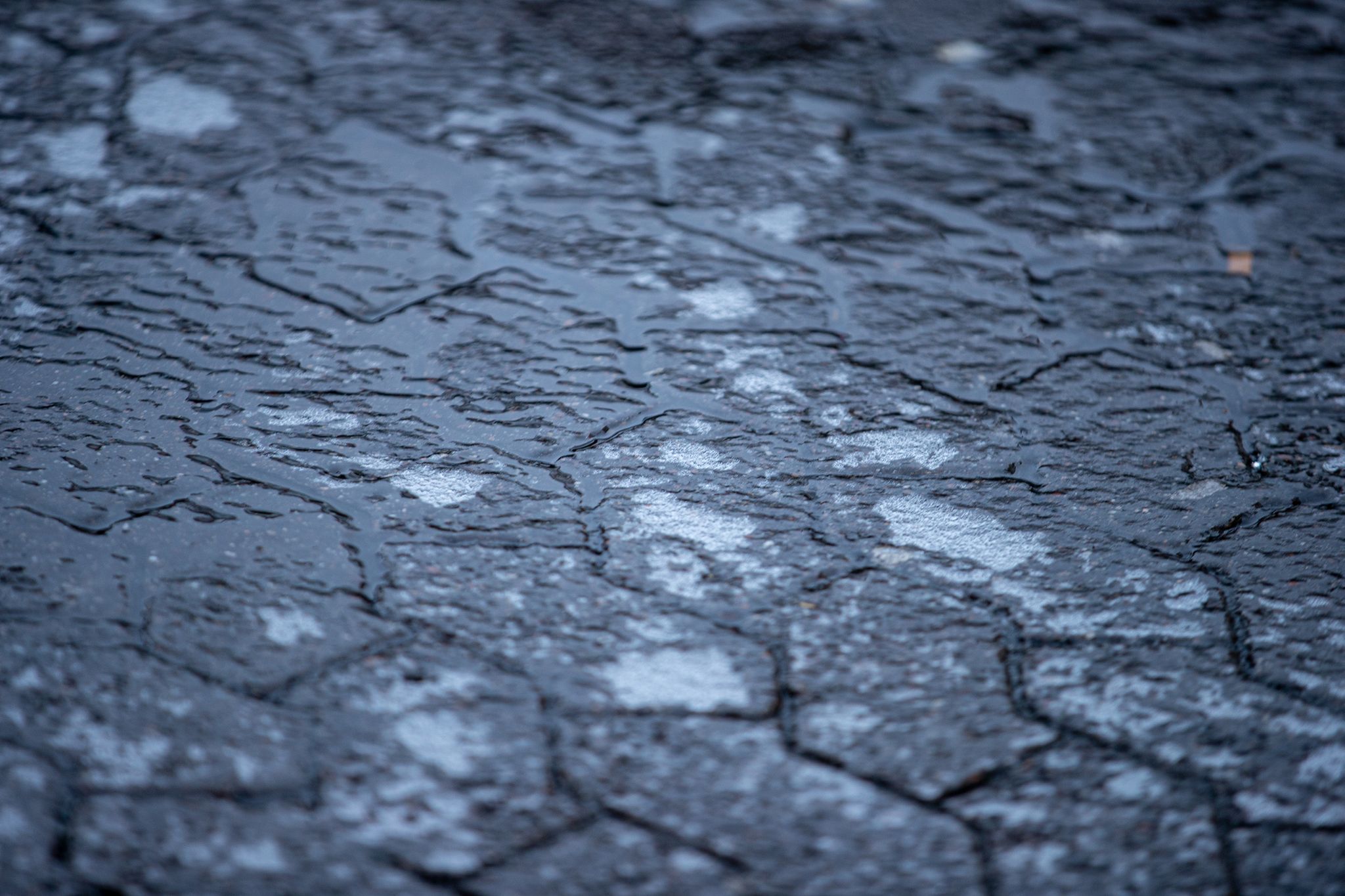 Straßenglätte und Schulausfall im Saarland - zwei Unfälle