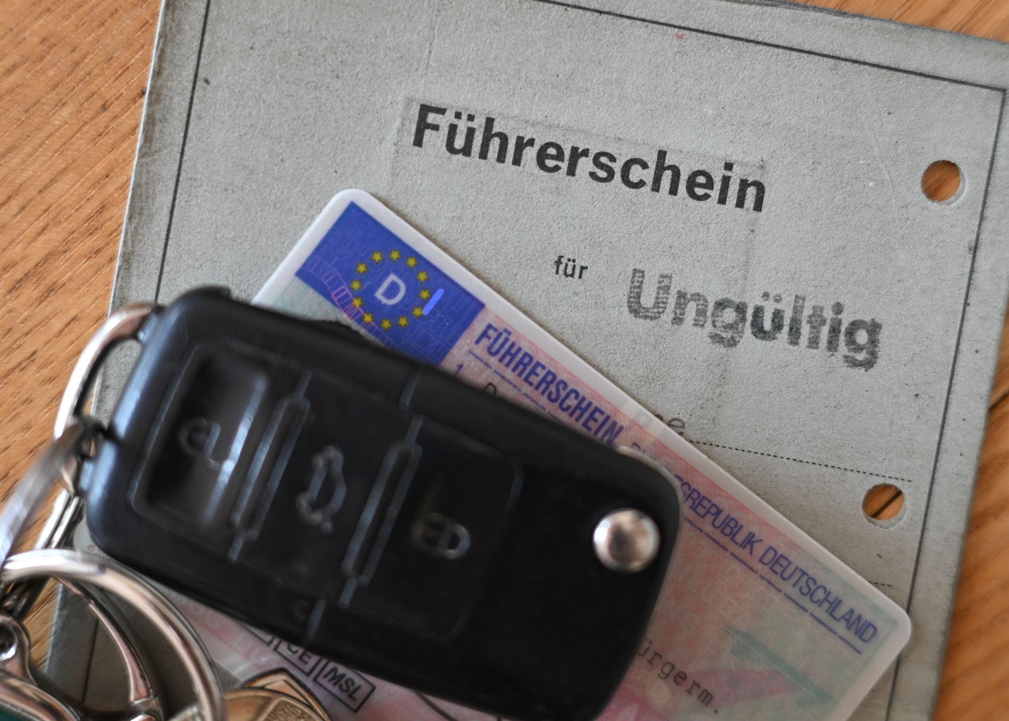 Verwarnung droht - alte Führerscheine werden ungültig
