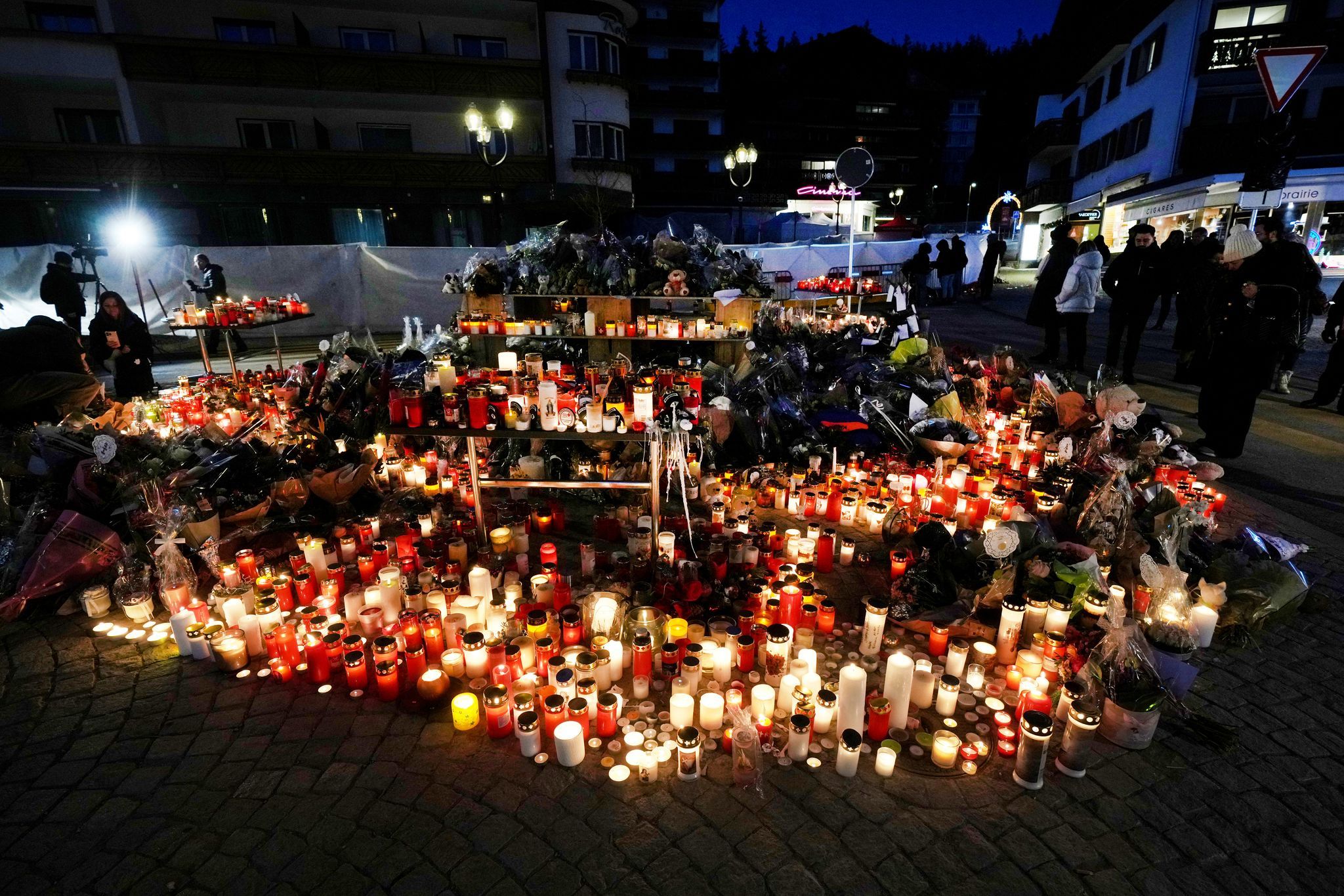 Haut von Toten hilft Brand-Opfern von Crans-Montana