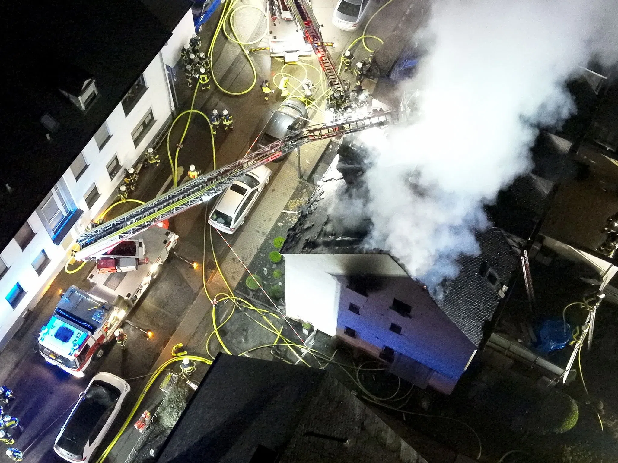 Sechsstelliger Schaden bei Dachstuhlbrand