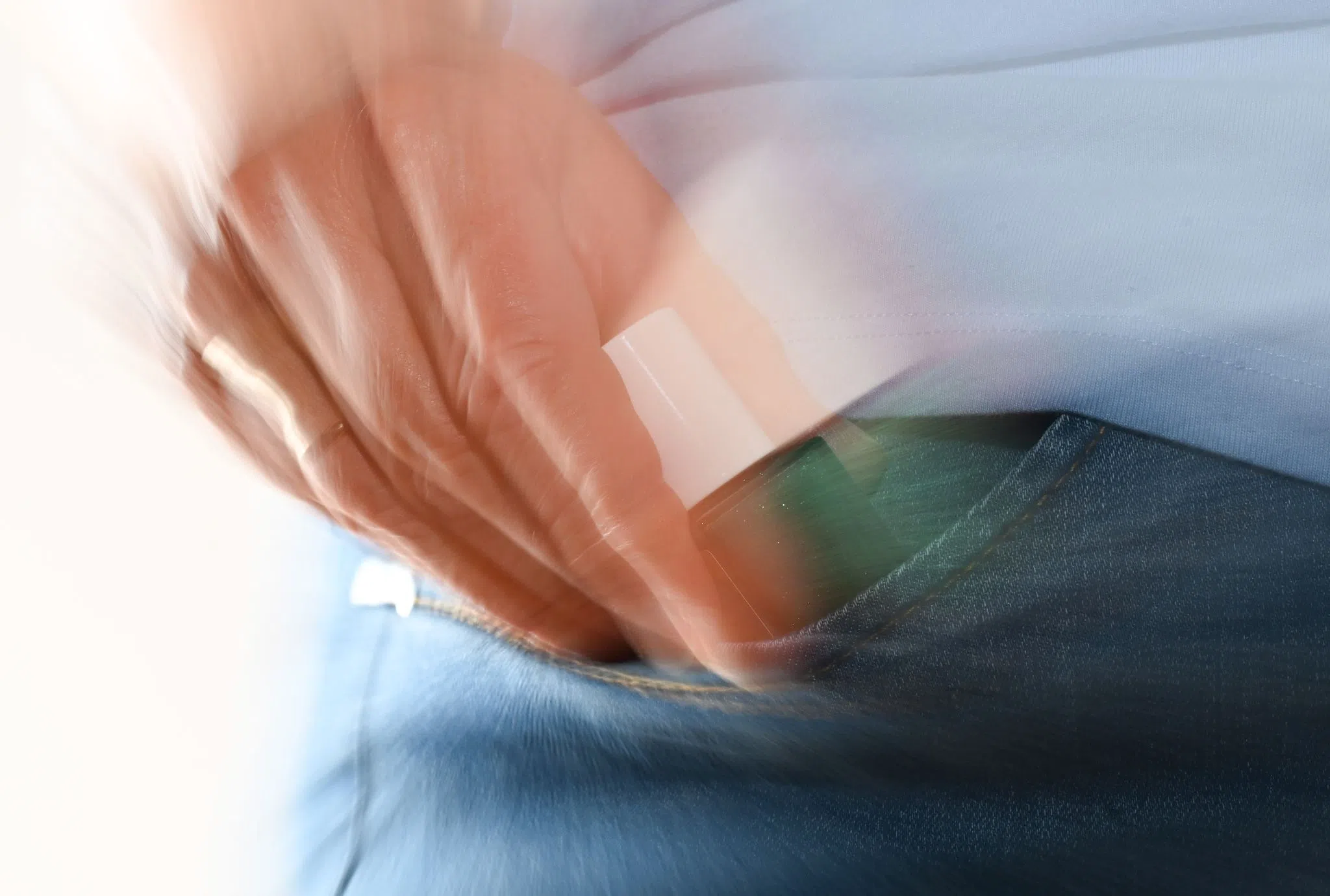 Praktikant wird als Ladendieb ertappt