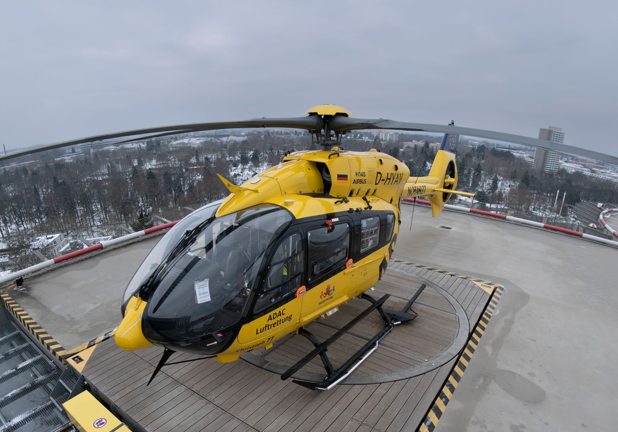 Hilfe aus der Luft - jetzt auch nachts