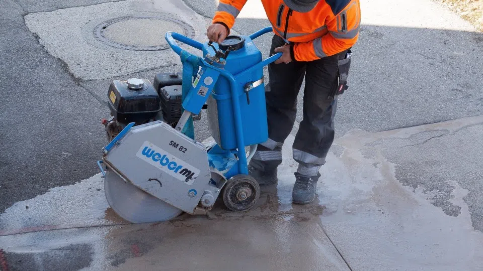 Frost, Regen, Schäden: Schlagloch-Reparaturen in RLP