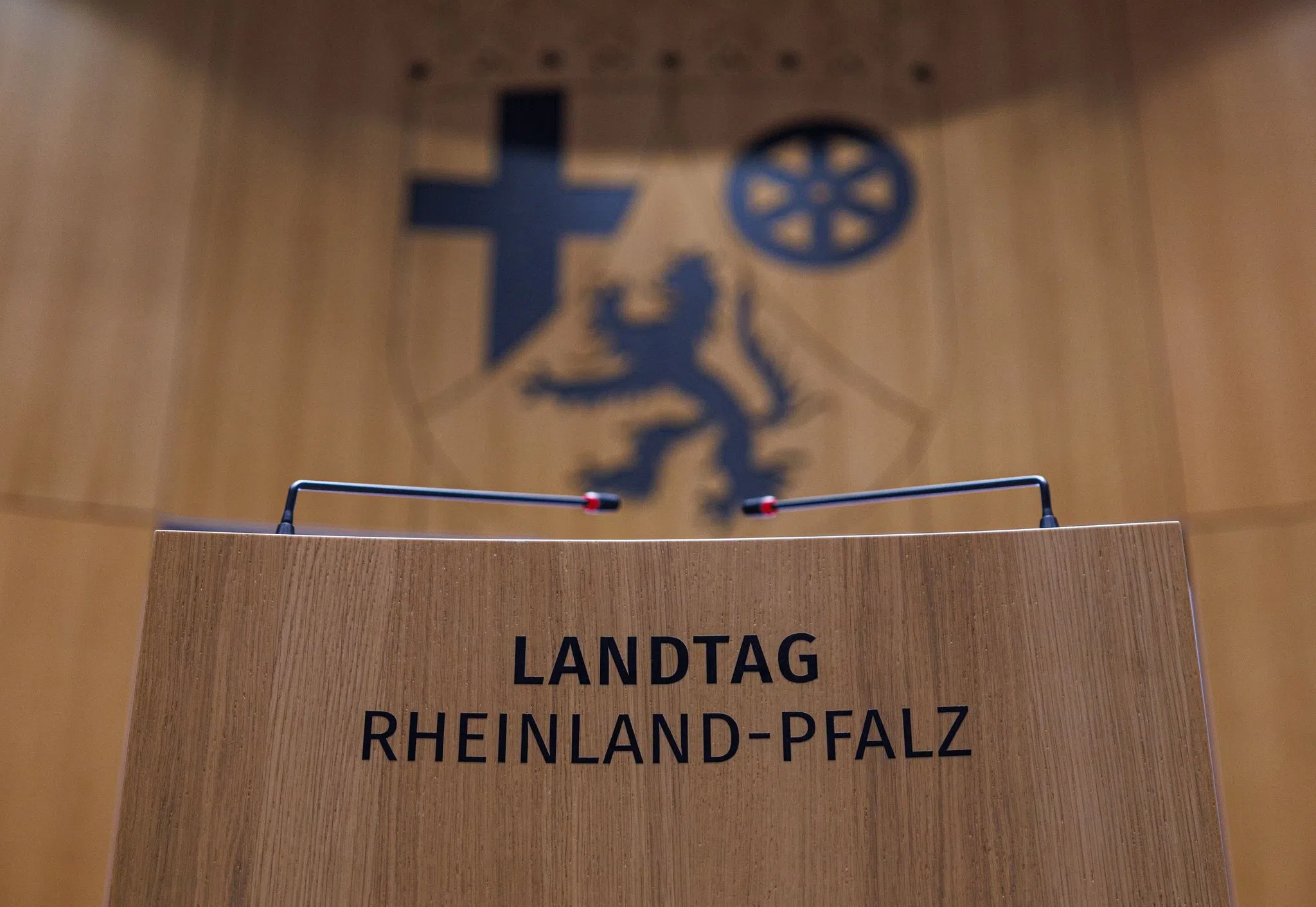 Bildungsdebatte spaltet Landtag