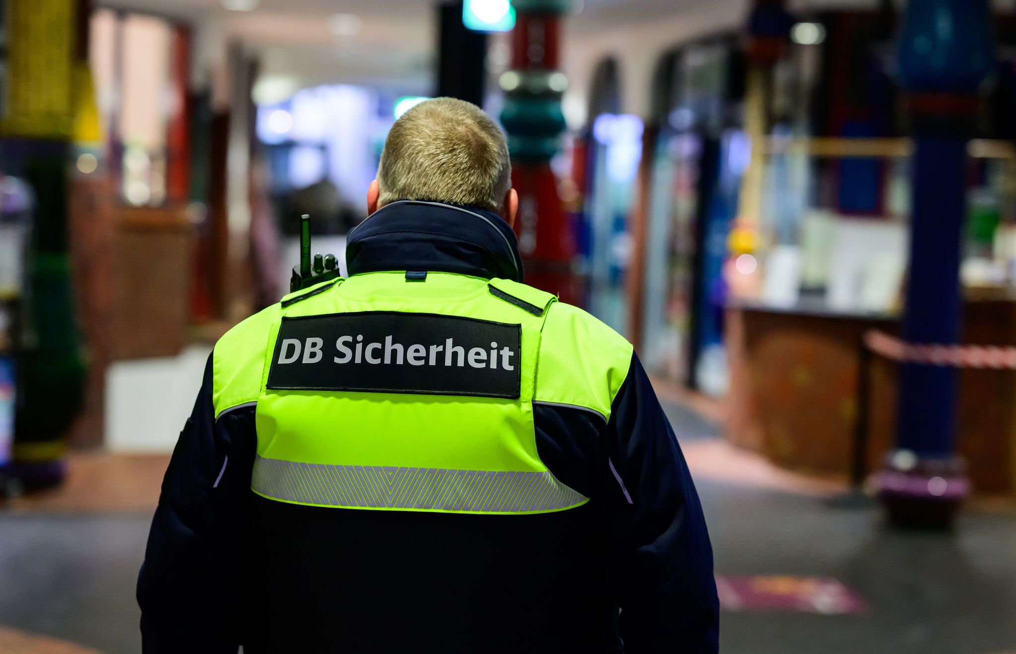 Bahn: Bahnhöfe sollen sauberer und sicherer werden