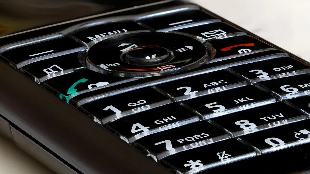 Achtung: Betrüger geben sich als Polizei aus – Aktuelle Anrufwelle in Simmern