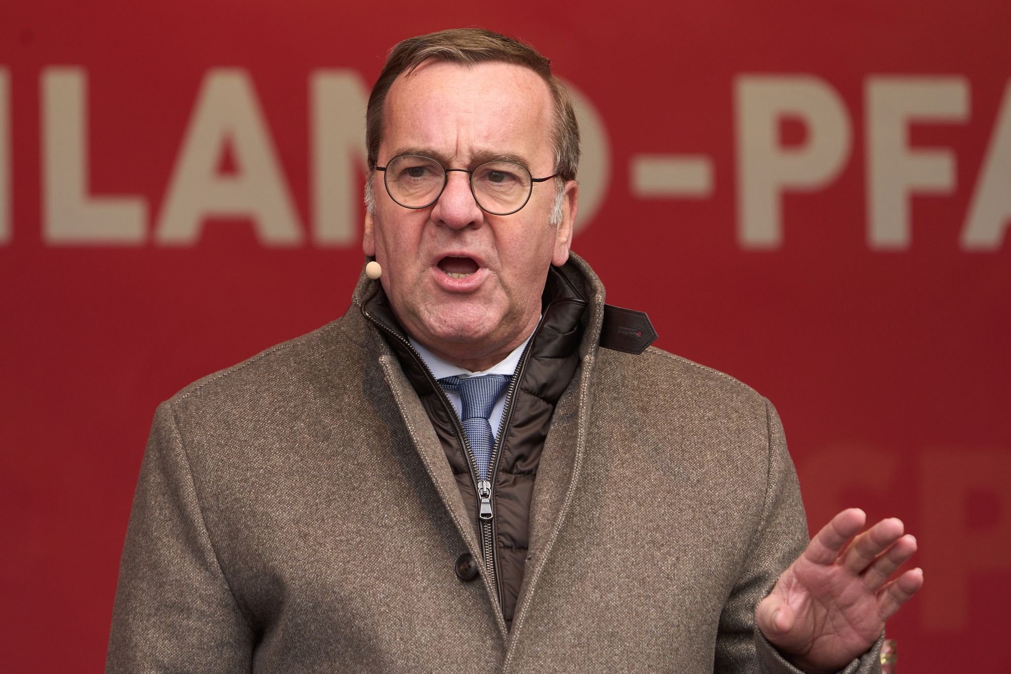 Pistorius spricht mit Leitung von Bundeswehr-Beschaffungsamt