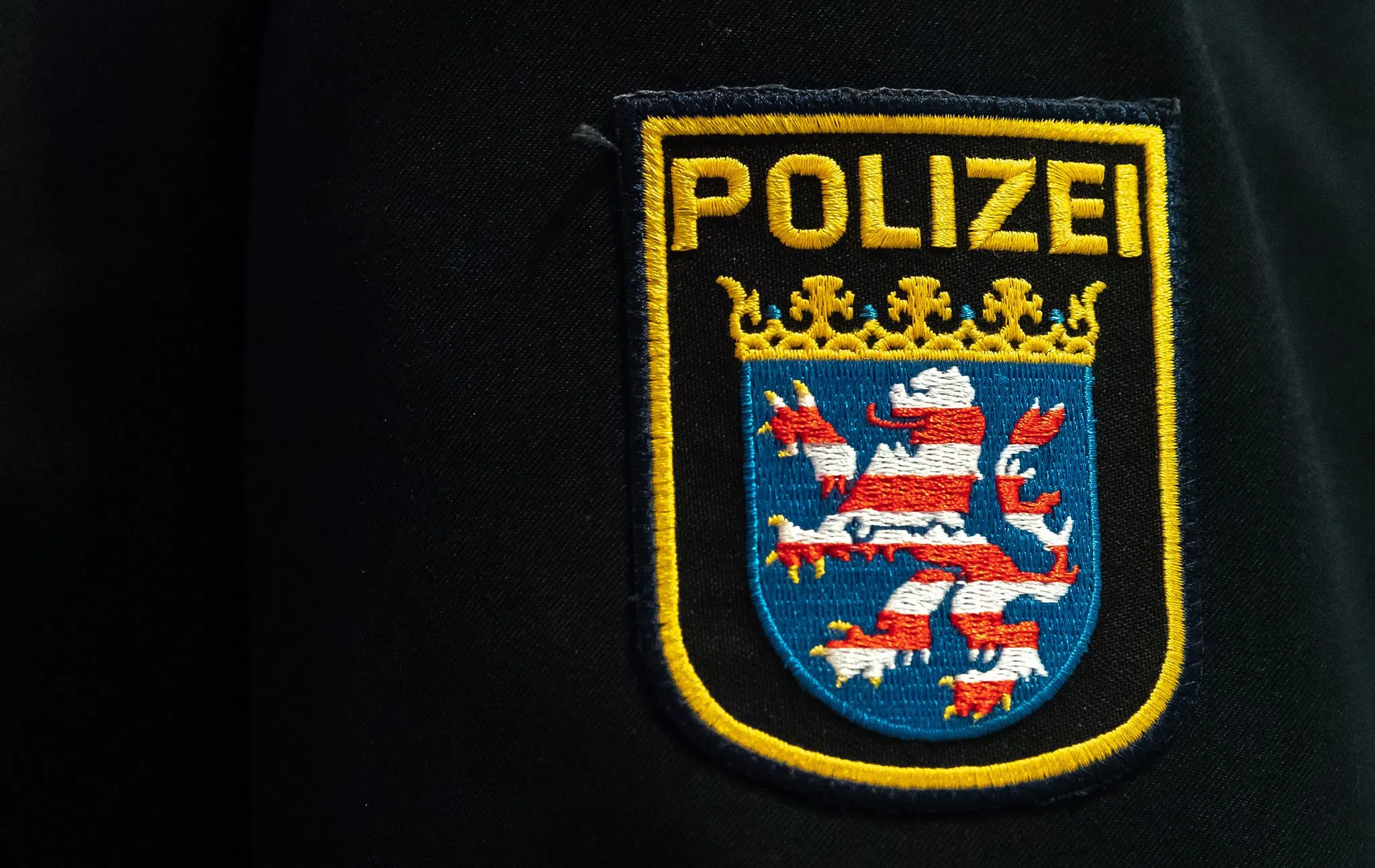Senior wird Betrugsopfer von falschem Europol-Beamten