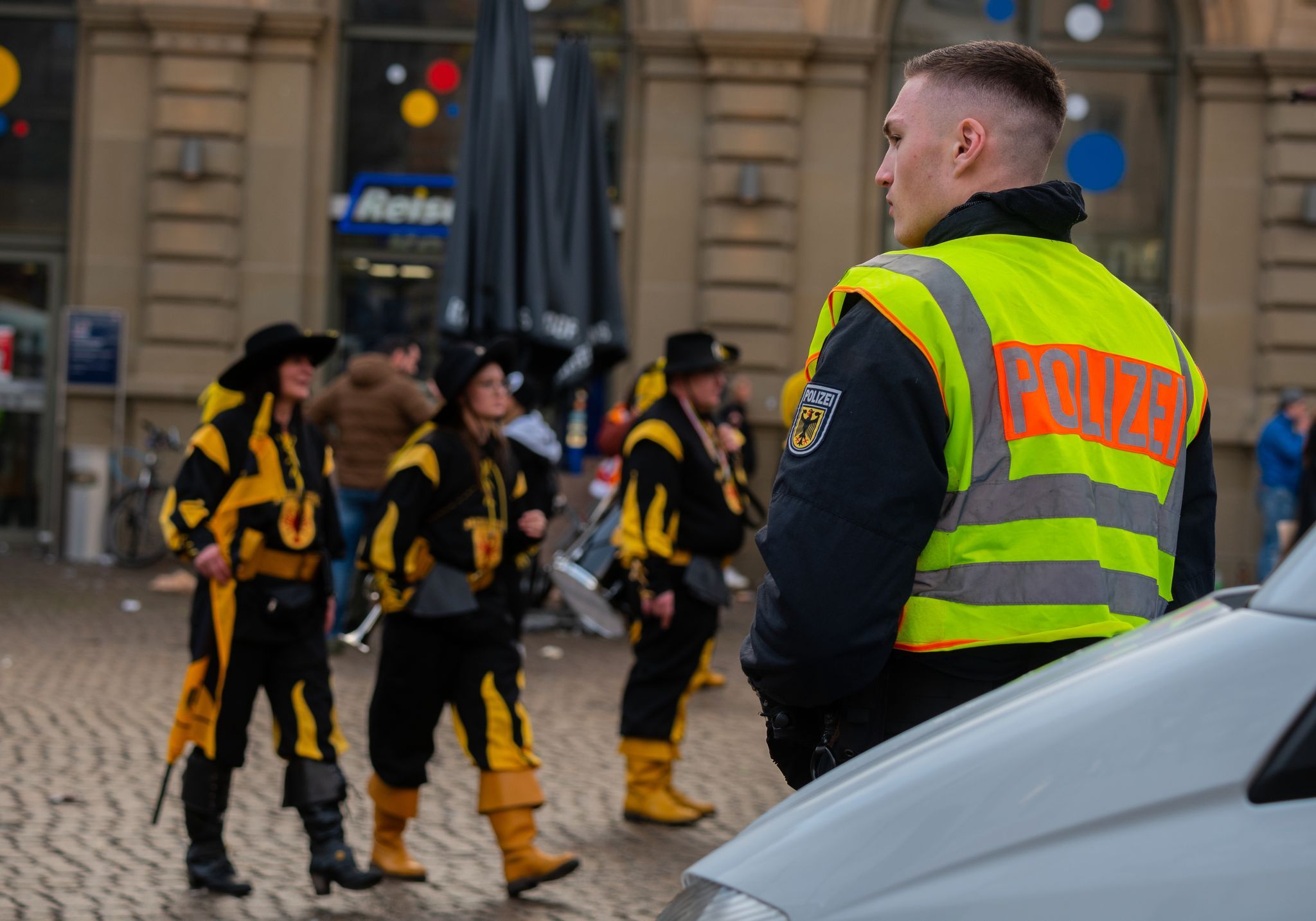 Tausende Polizeibeamte an Fastnacht im Einsatz