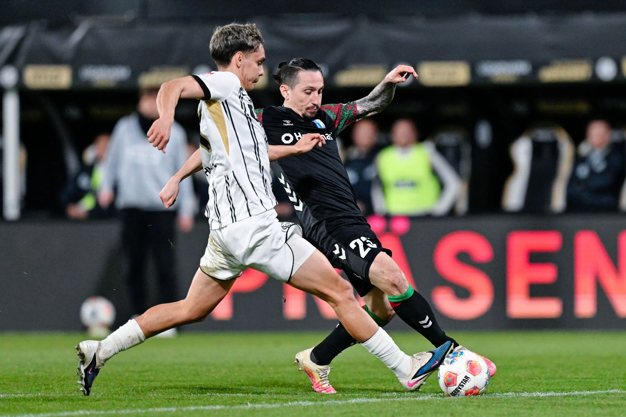 Elversberg klettert mit Sieg gegen Magdeburg auf Platz zwei