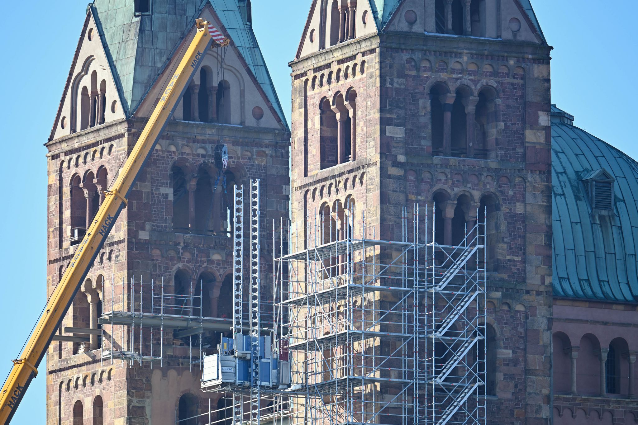 Der ewige Kampf gegen die Vergänglichkeit am Dom zu Speyer