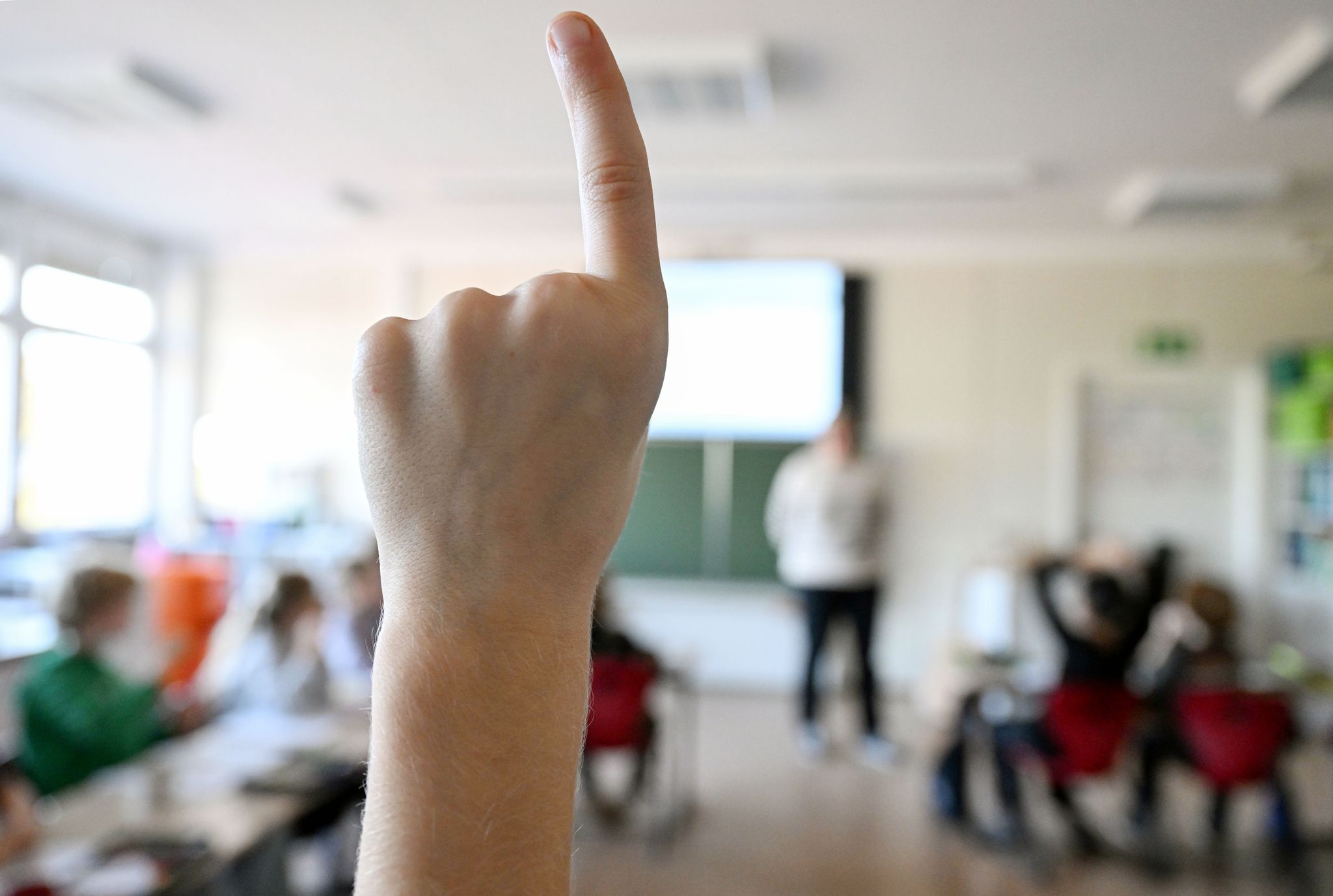 GEW fordert einheitliche Bezahlung für alle Lehrkräfte