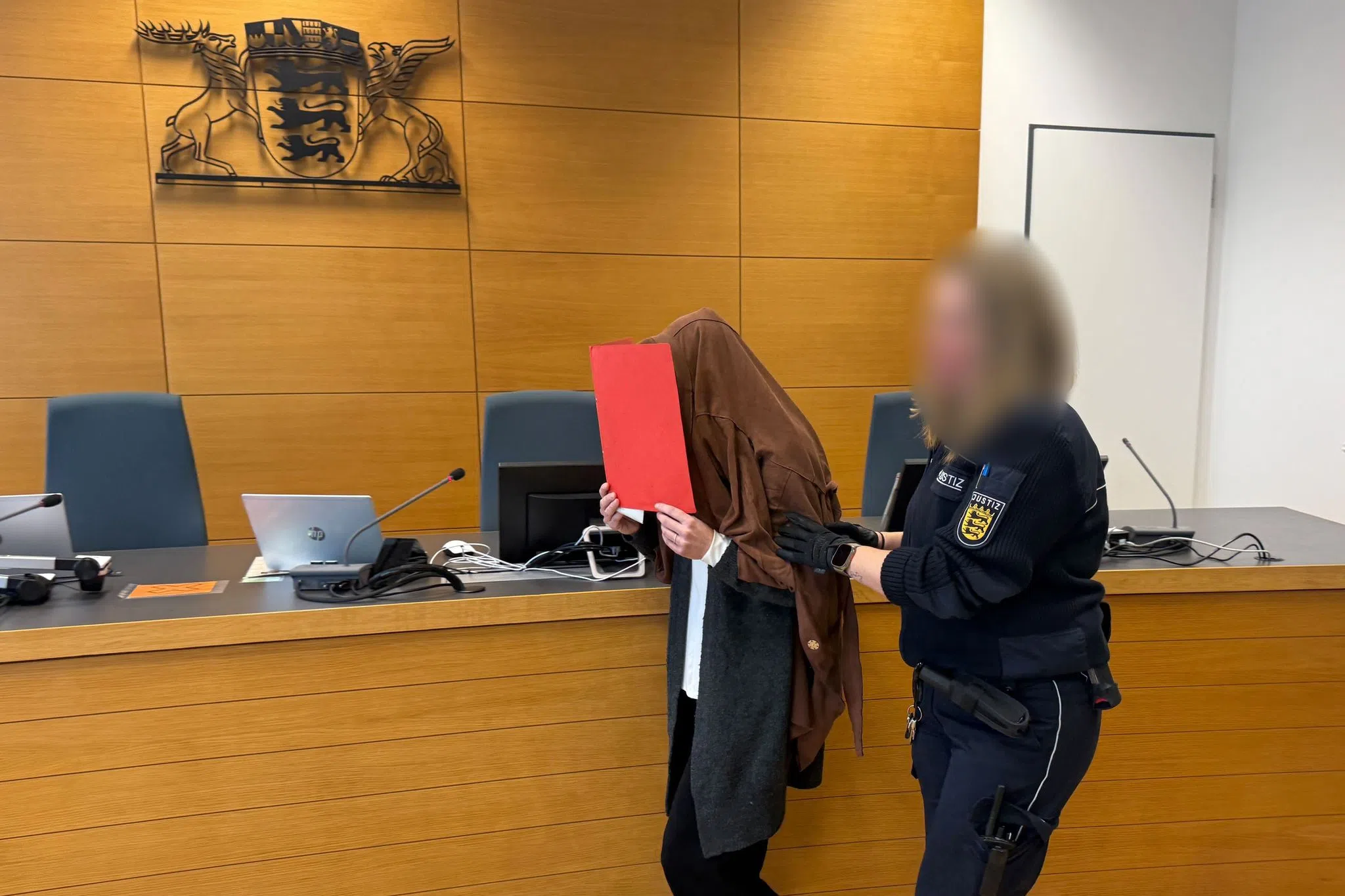 Als Lehrerin ausgegeben: Hochstaplerin erhält Haftstrafe