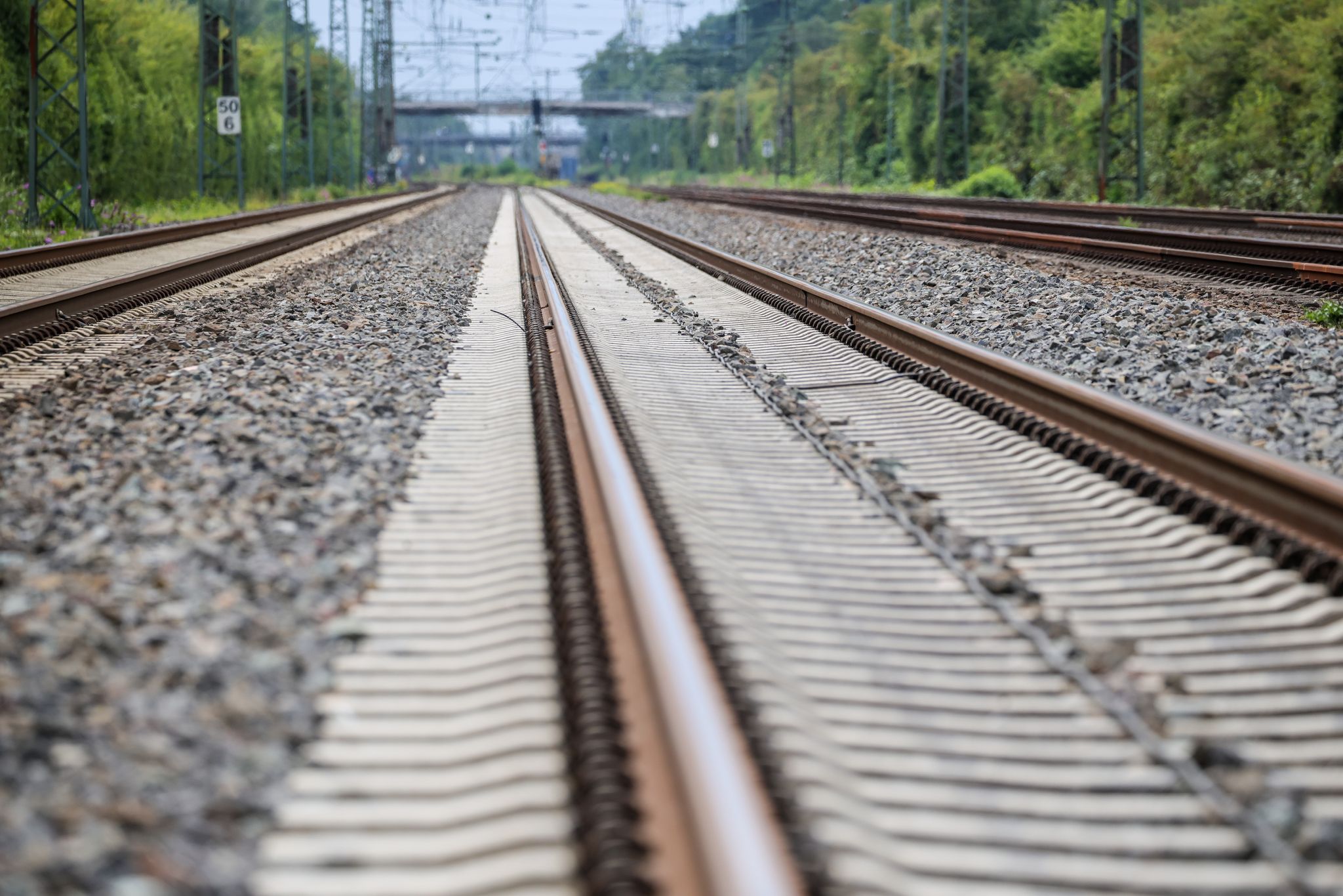 Bahn-Arbeiten: Einschränkungen auf linker Rheinseite