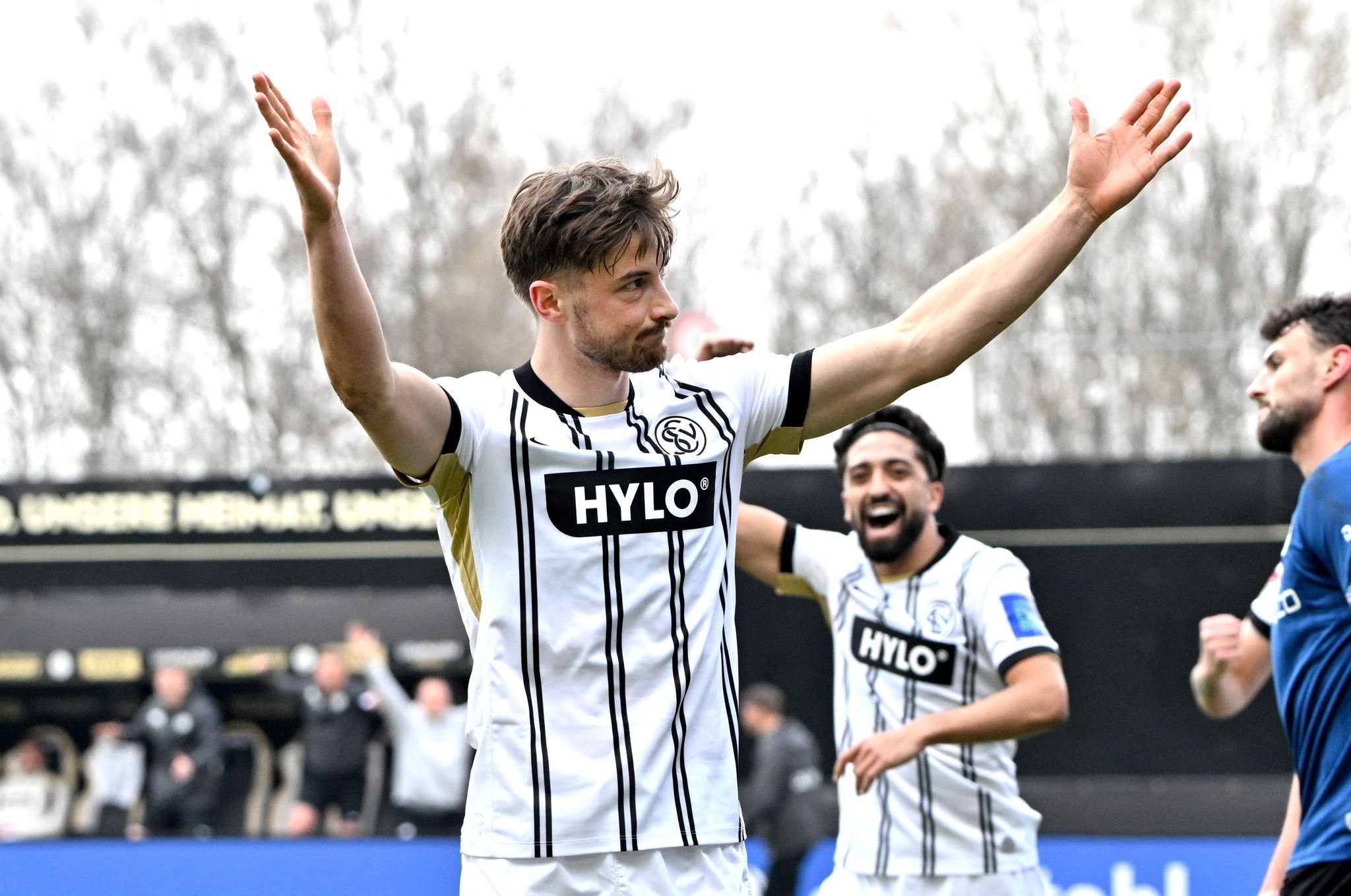 3:1 gegen Arminia: Elversberg springt vorerst auf Platz eins