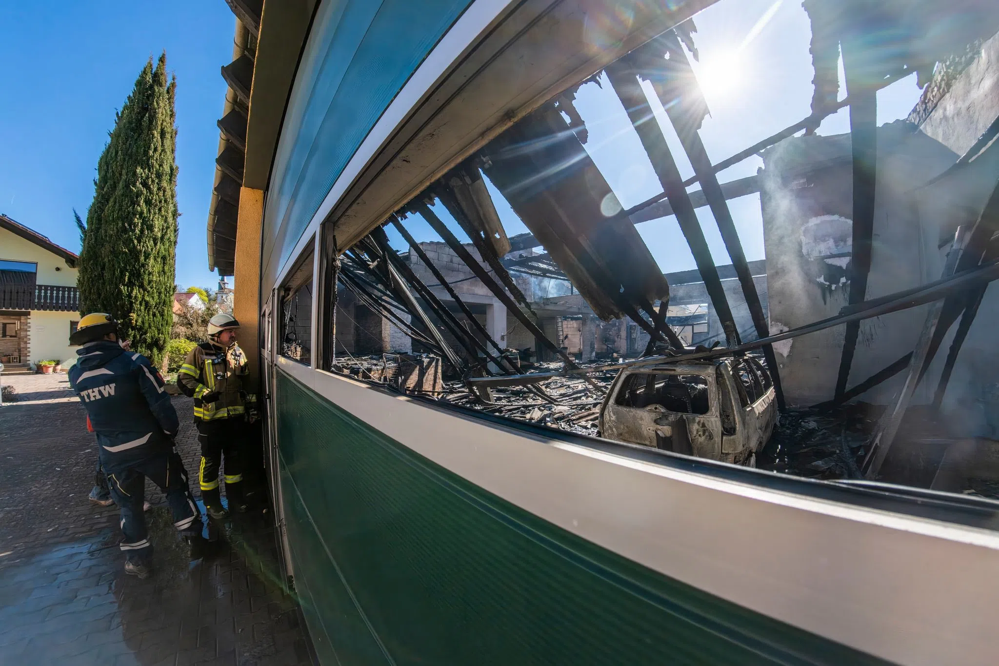Großbrand in einem Weingut im Landkreis Alzey-Worms