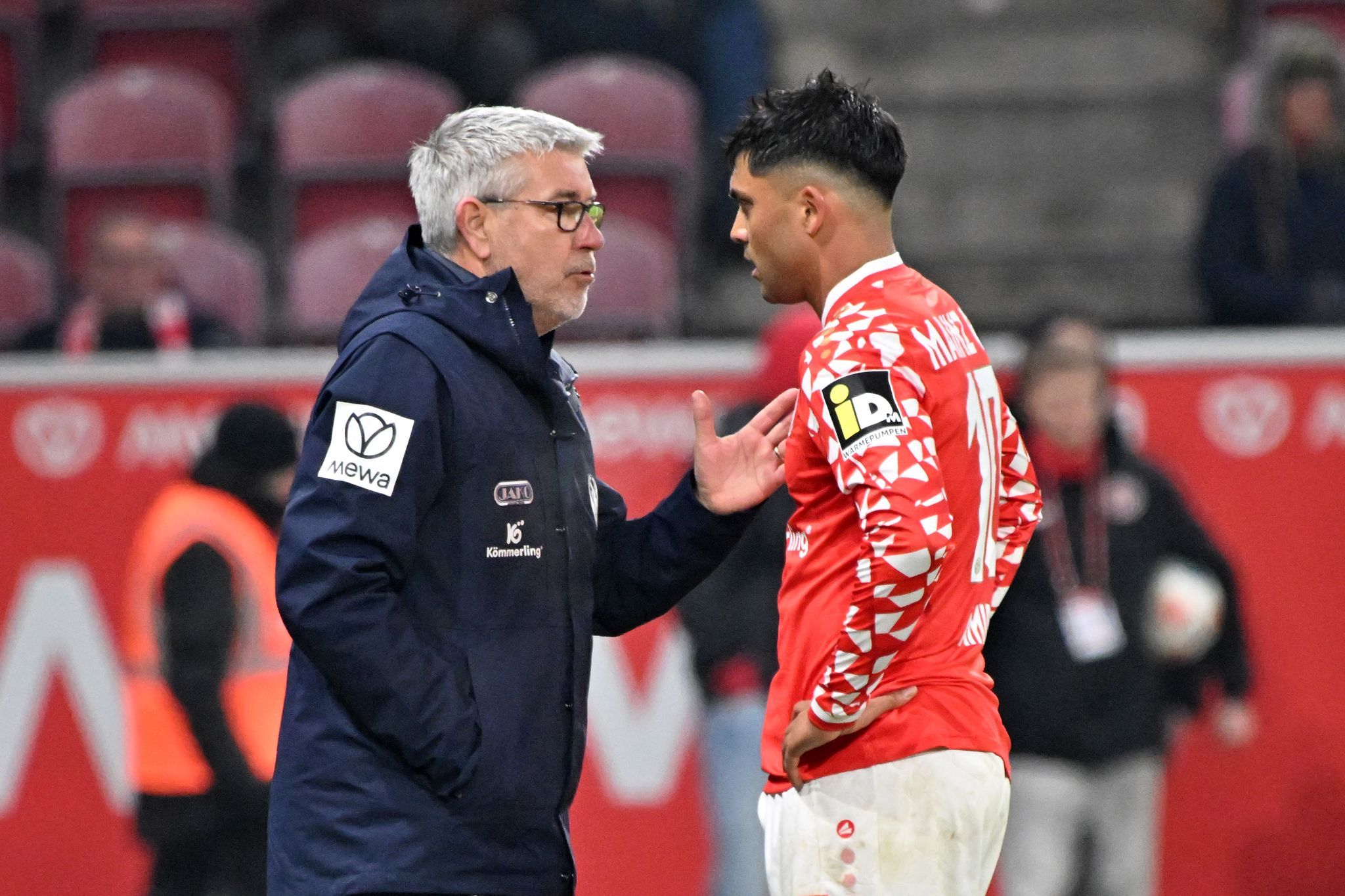 Fischer gibt sich bei Amiri-Rückkehr geheimnisvoll