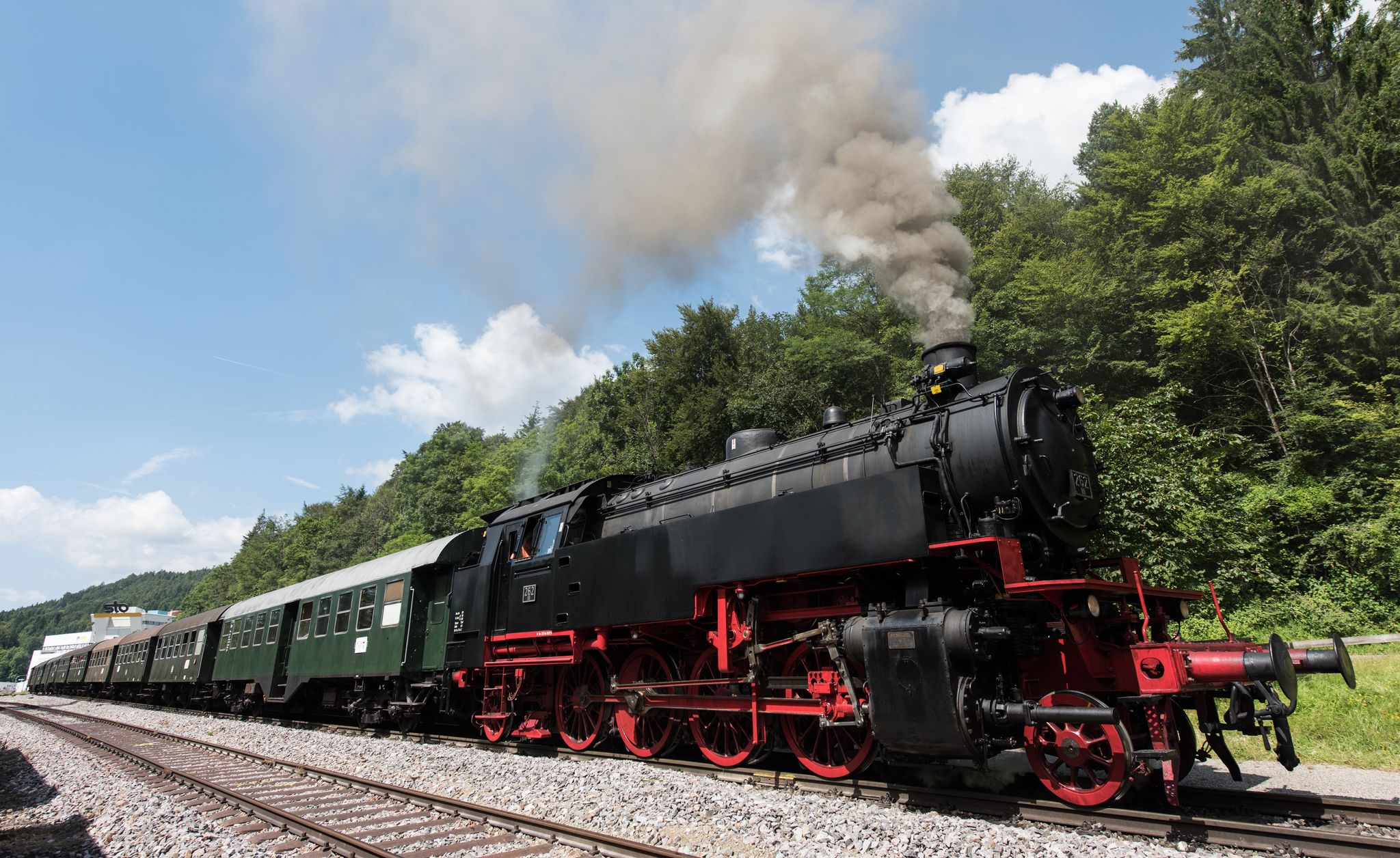 Rettung der «Eisenbahn-Romantik» - Unterschriften an SWR