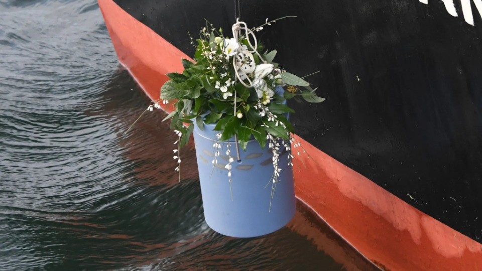 Niedrigwasser bremst Flussbestattungen in Rheinland-Pfalz